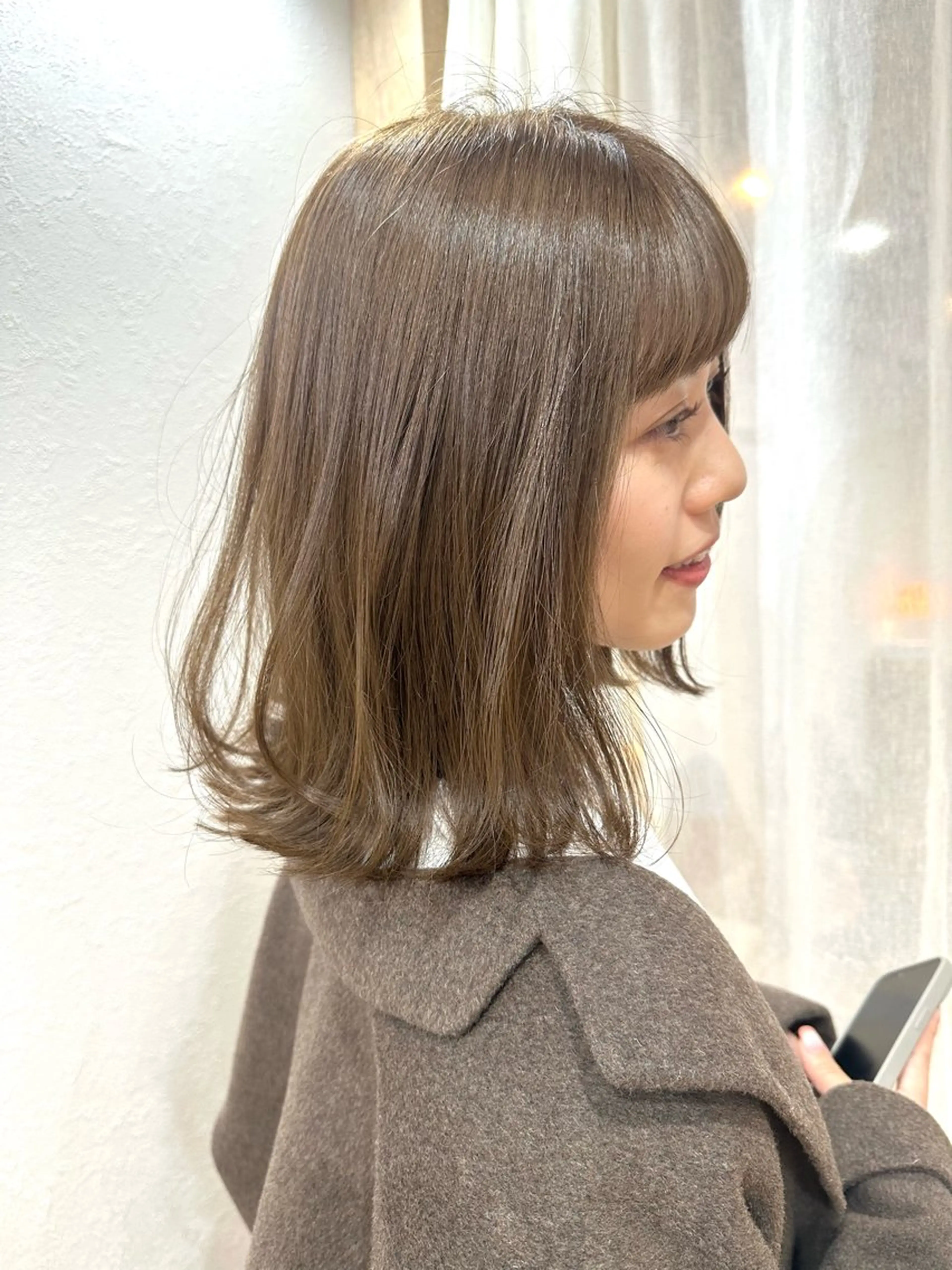 ミディアム カラー カット ヘアカラー トリートメント TRENCH　相澤 果歩のヘアスタイル