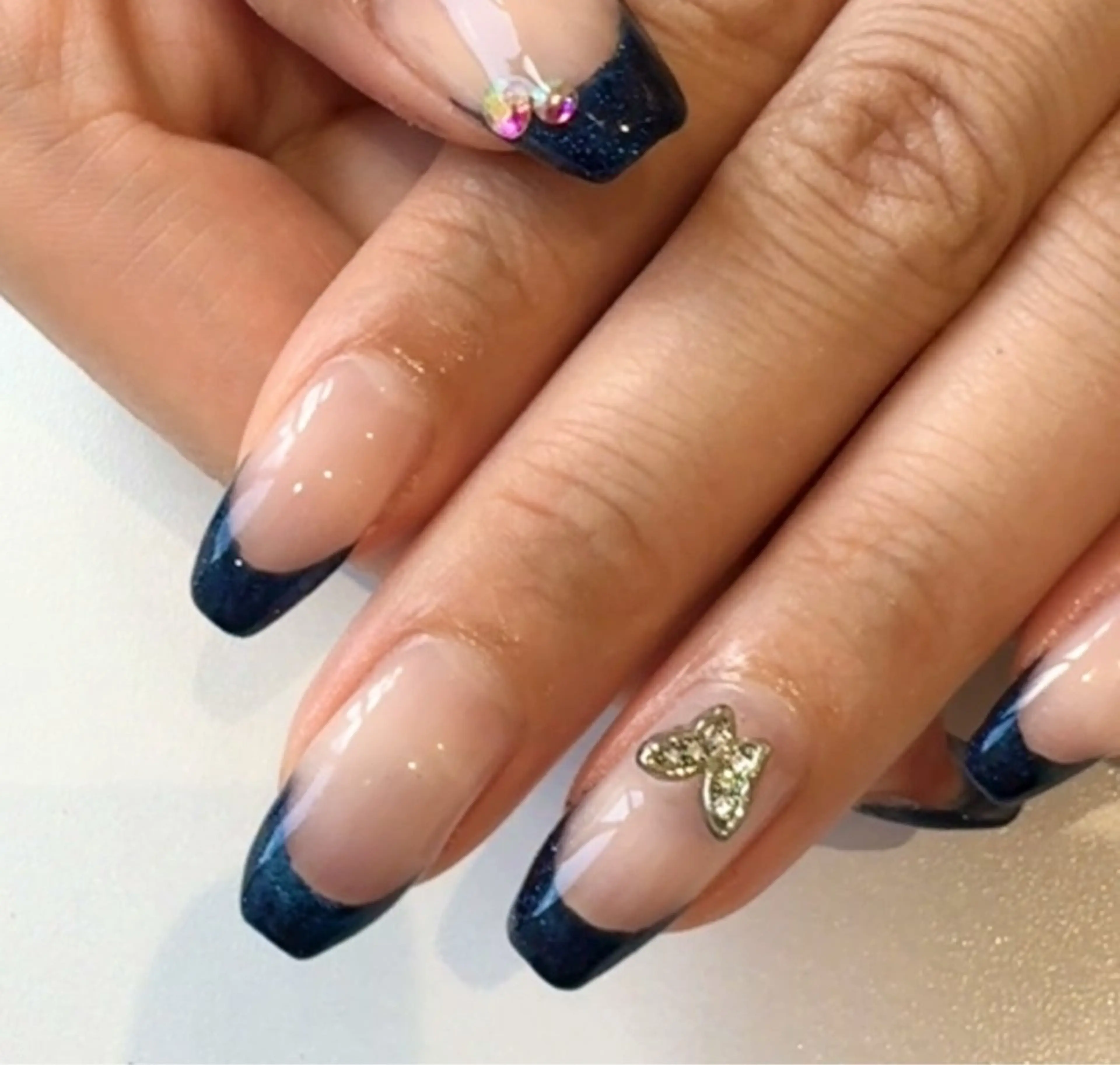 ネイル ジェルネイル ストーンネイル nailsalon MINERVAのネイルデザイン