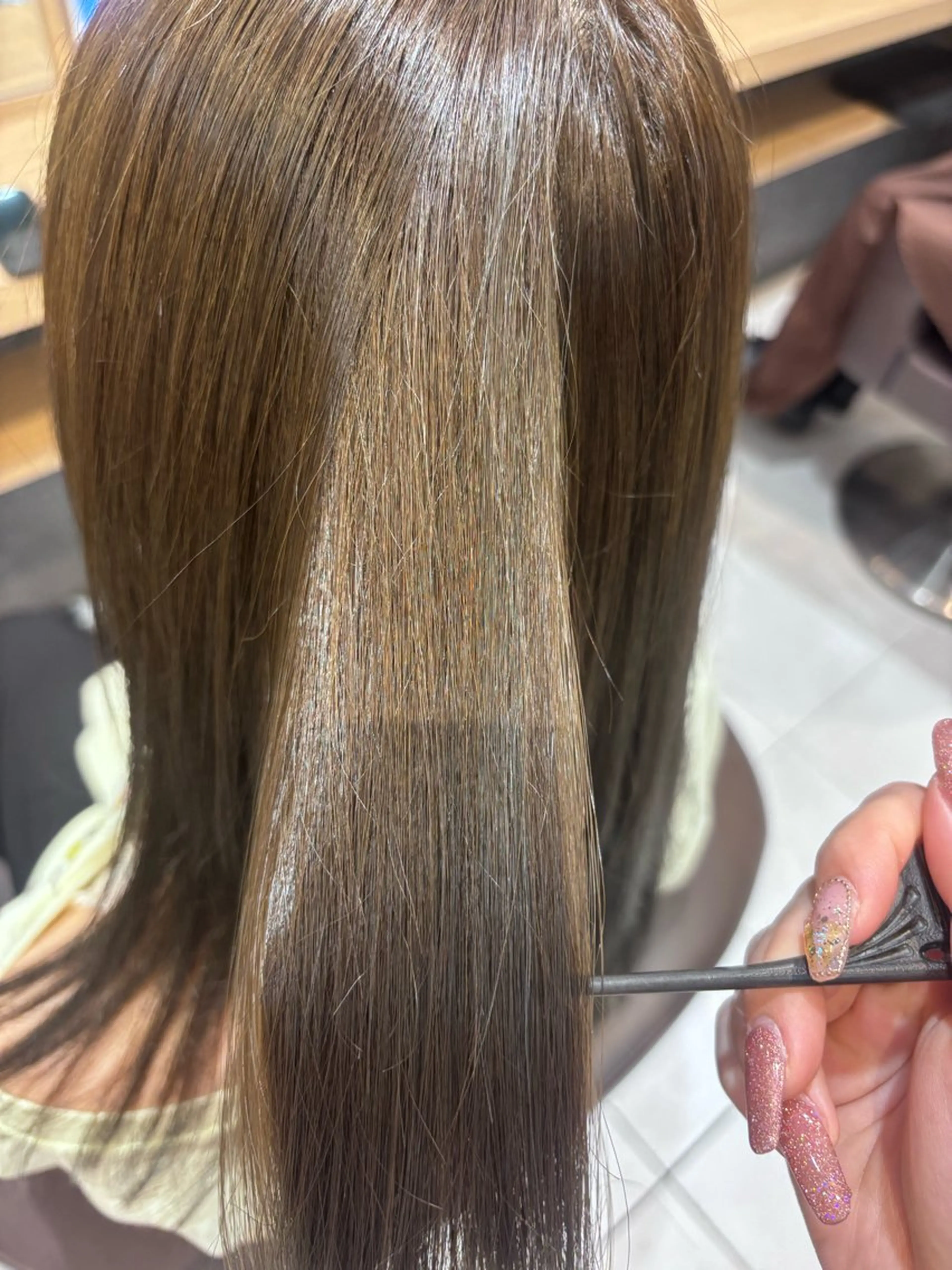 ロング 淺井 さくらのヘアスタイル