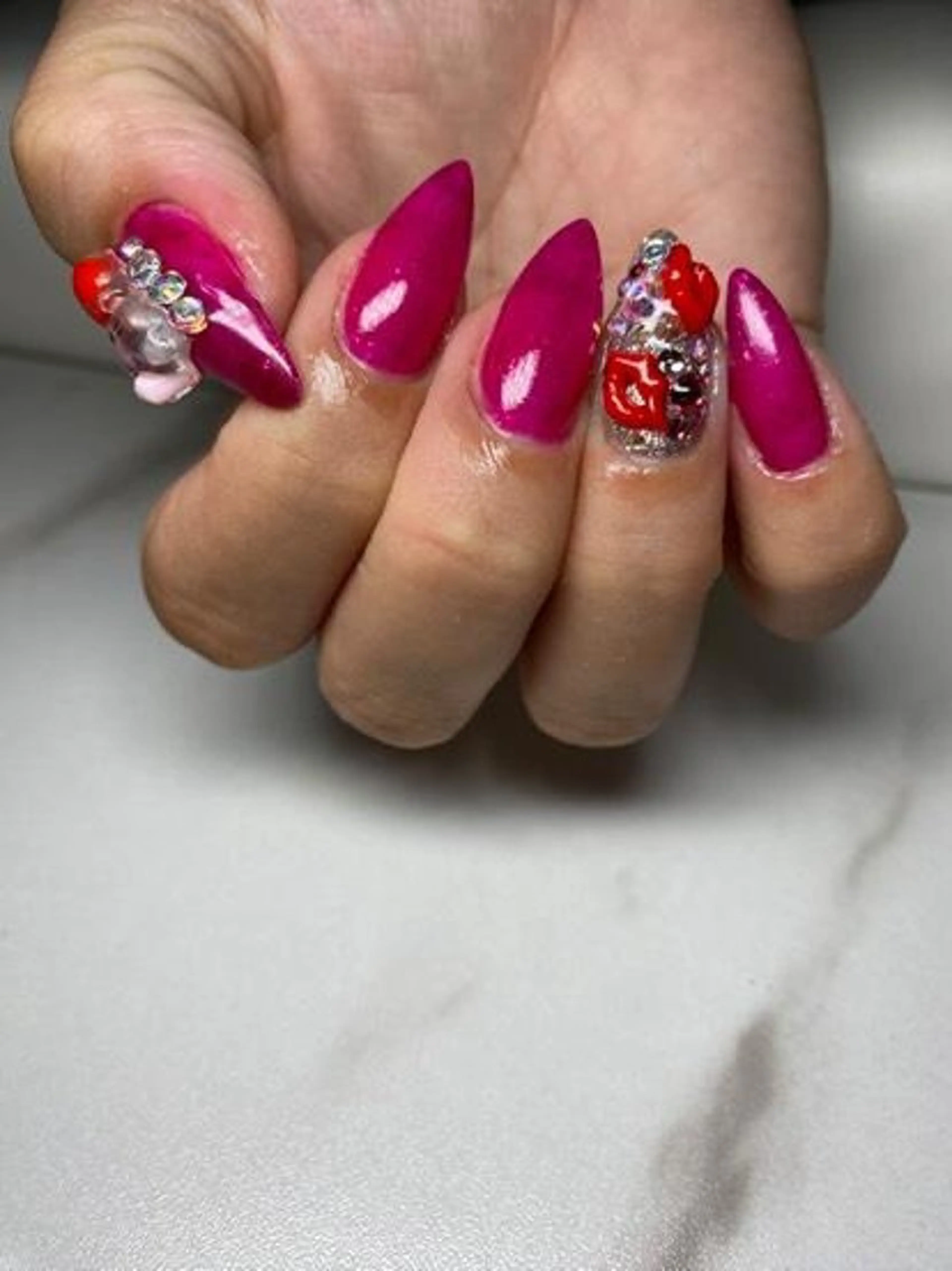 ネイル Private　Nailsalon　AMA所属・にへい ゆかのネイルデザイン