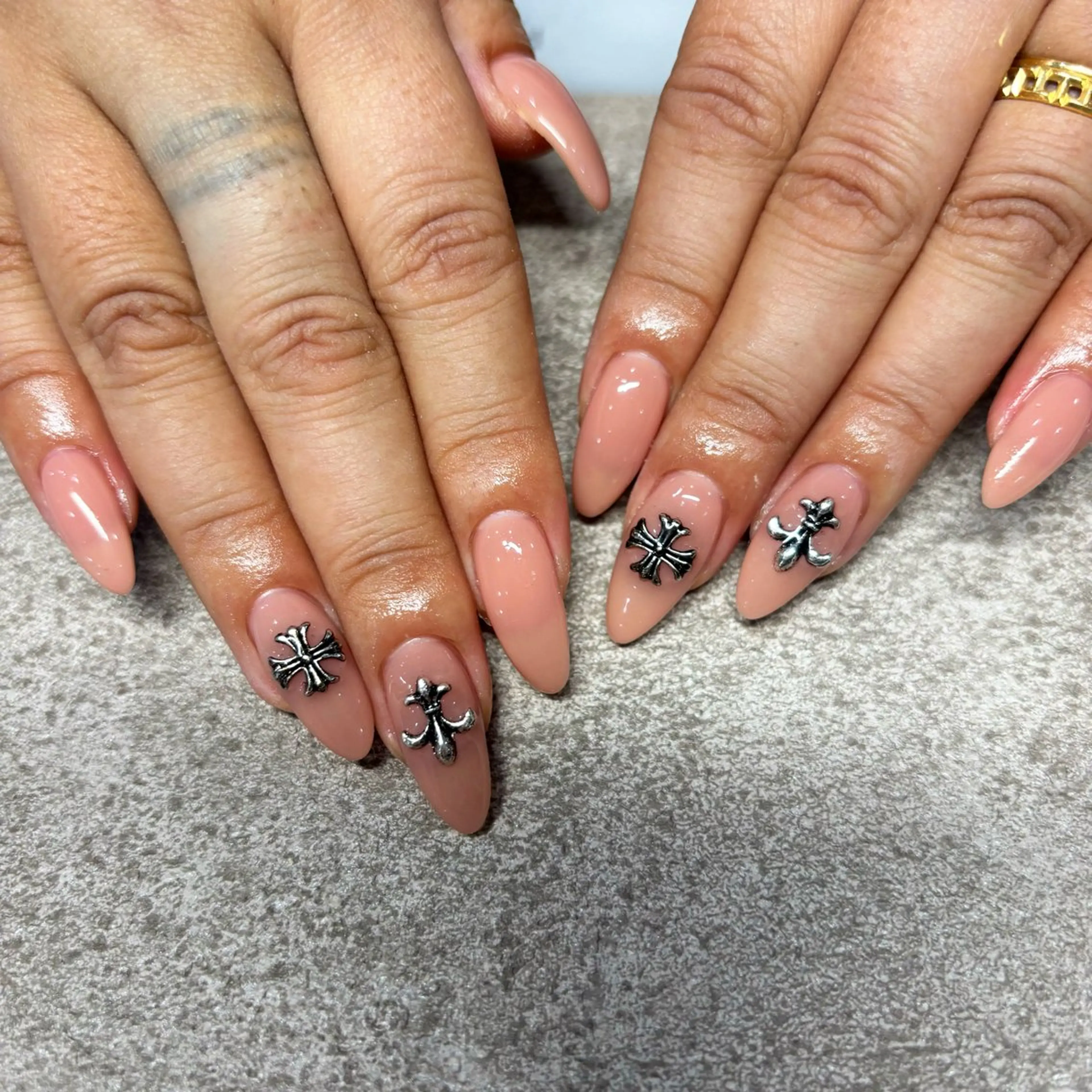 ネイル ワンカラーネイル ハンドネイル ☁️Himmel☁️ SARA💛のネイルデザイン