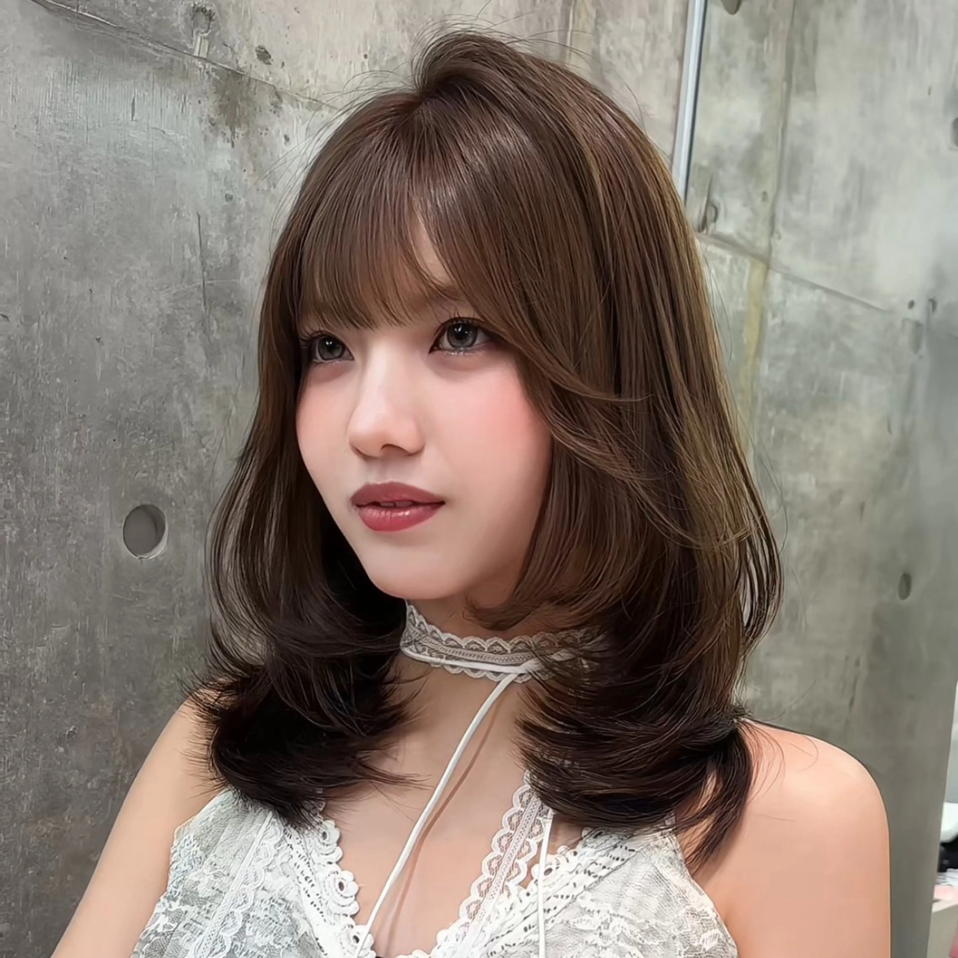 ミディアム カラー ミディアムレイヤー ベージュカラー 透明感カラー 伸ばしかけ レイヤーカット カット ヘアカラー トリートメント 🎀𝑆𝐴𝑅𝐴 /レイヤーカット🎀のヘアスタイル