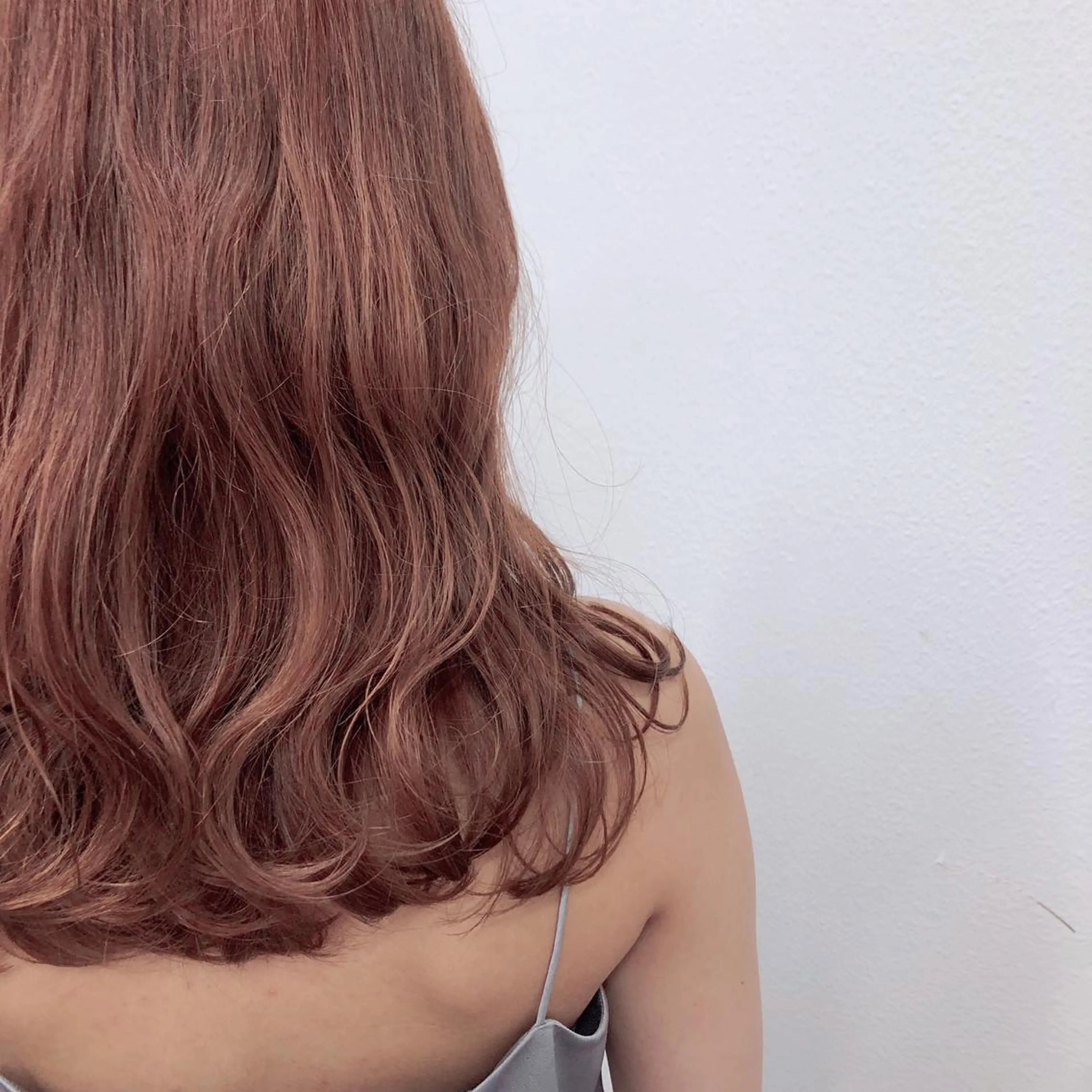 ロング カラー ブリーチ レイヤーカット🎀 kanaのヘアスタイル