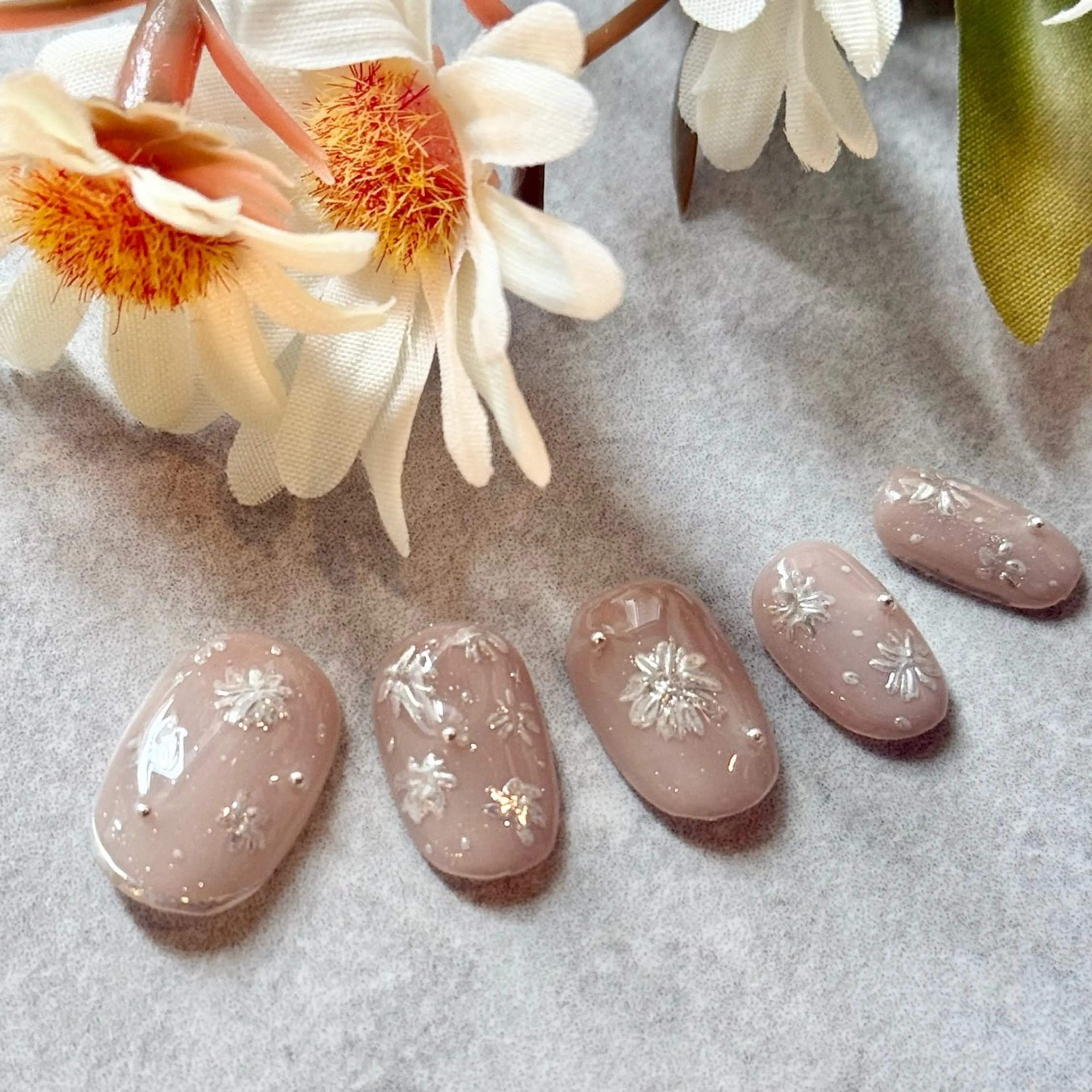 ネイル ハンドネイル ハンドケア nail salon swaddle 🪽のネイルデザイン