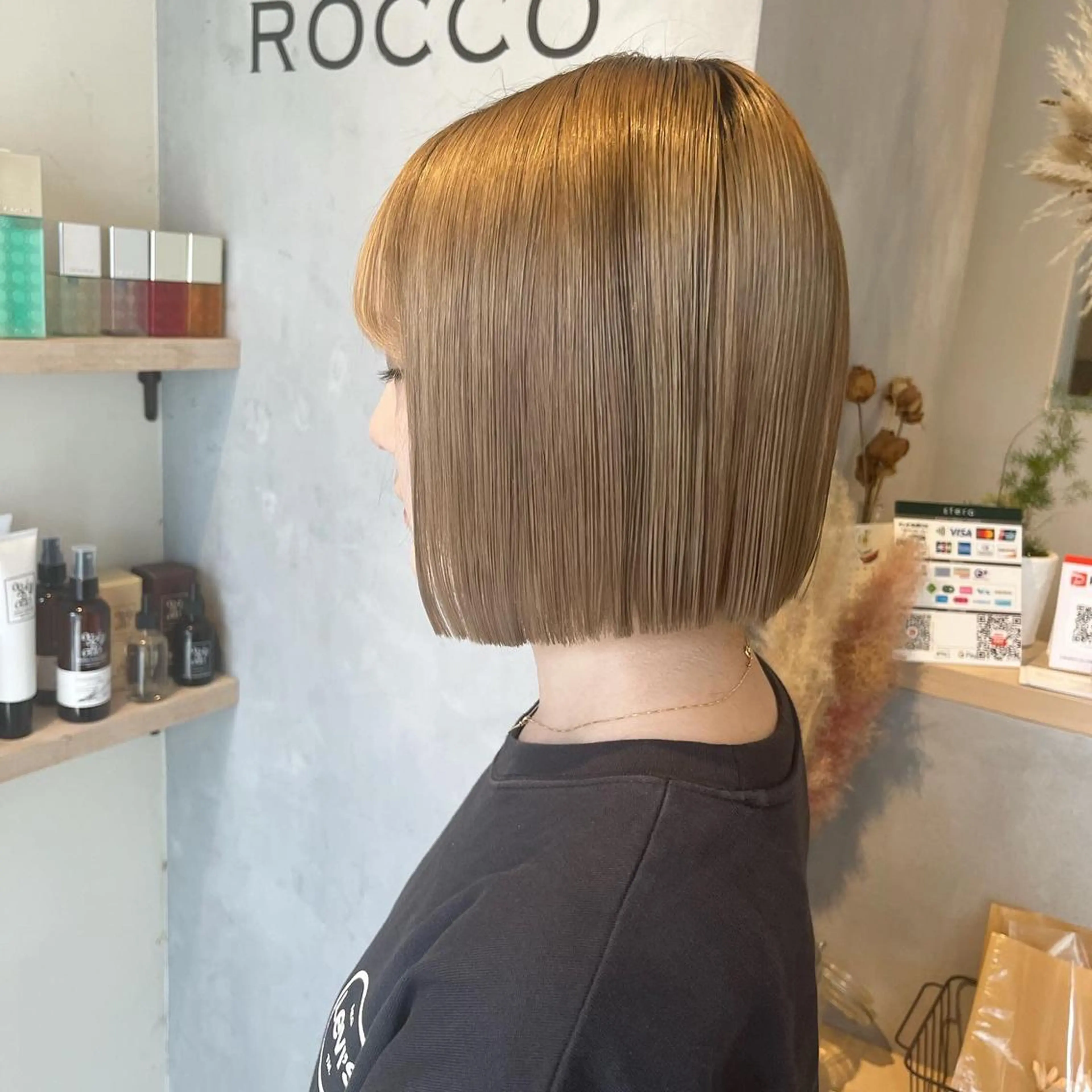 ショート カット mai ROCCOのヘアスタイル