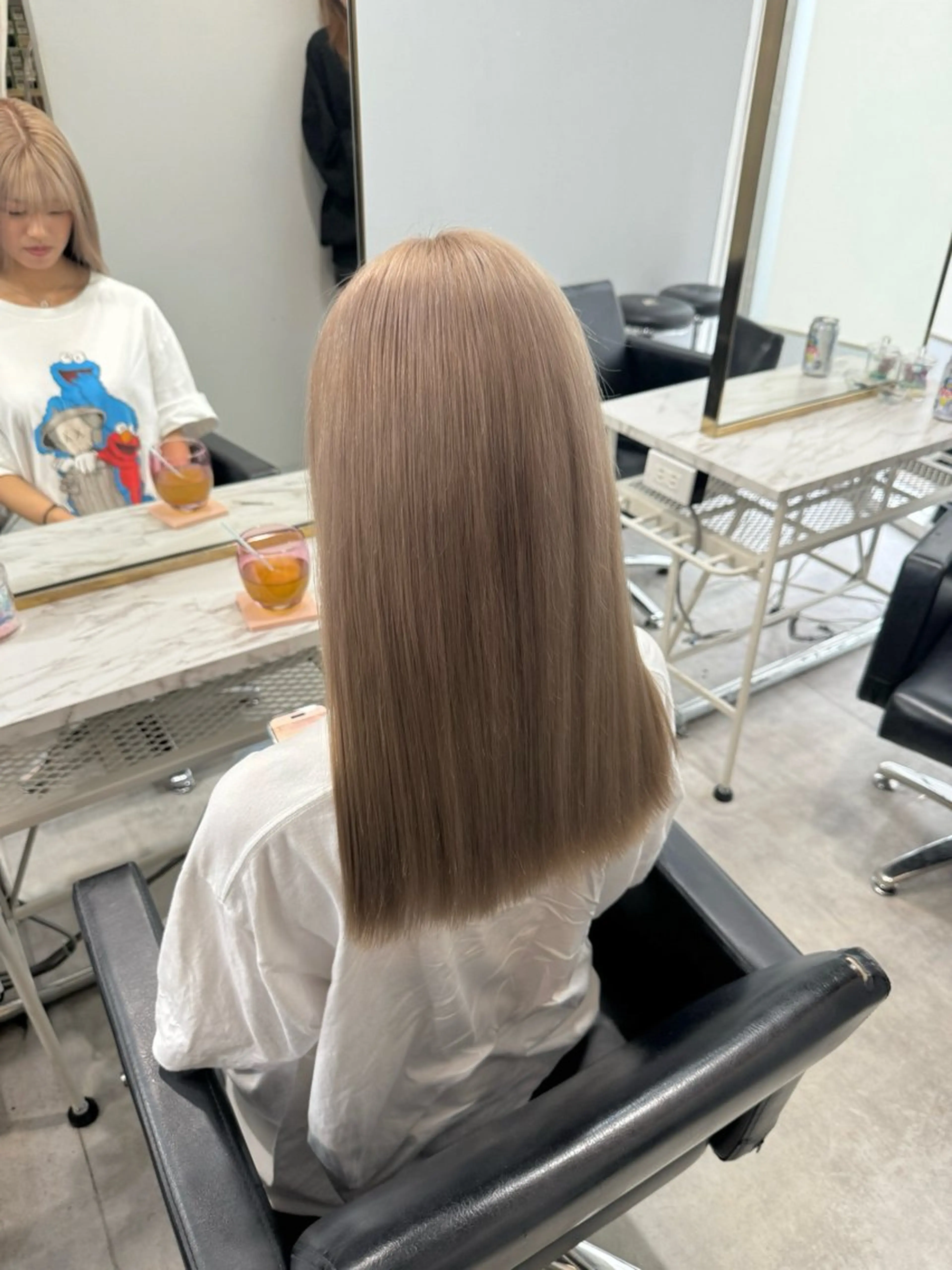ロング カラー カット ヘアカラー トリートメント 🩶ブリーチ/ レイヤー🩶フミカのヘアスタイル