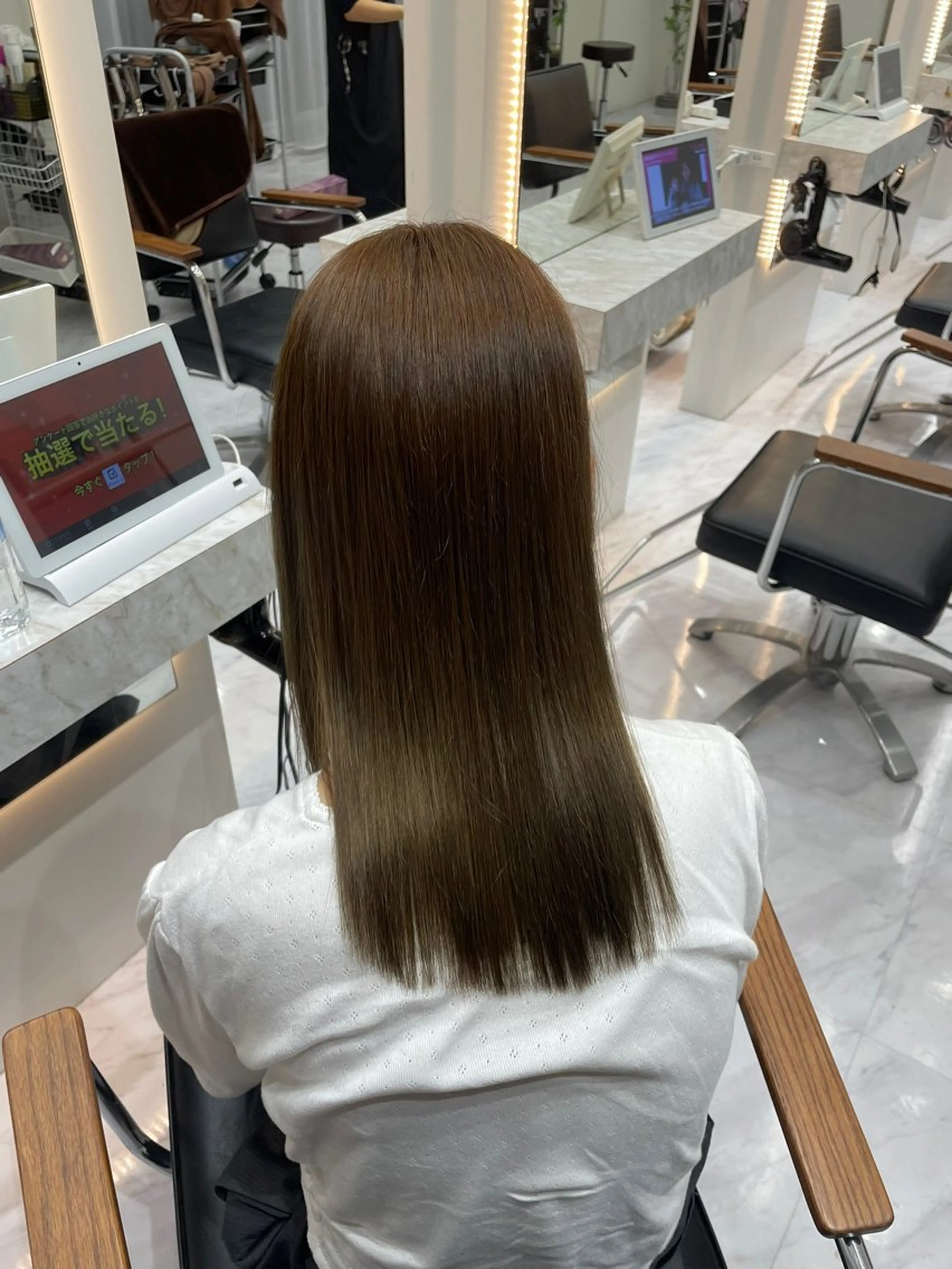 ミディアム カラー EleRe 栄店【エレリー】所属・艶髪ヘア🤍/ 透明感himiのヘアスタイル