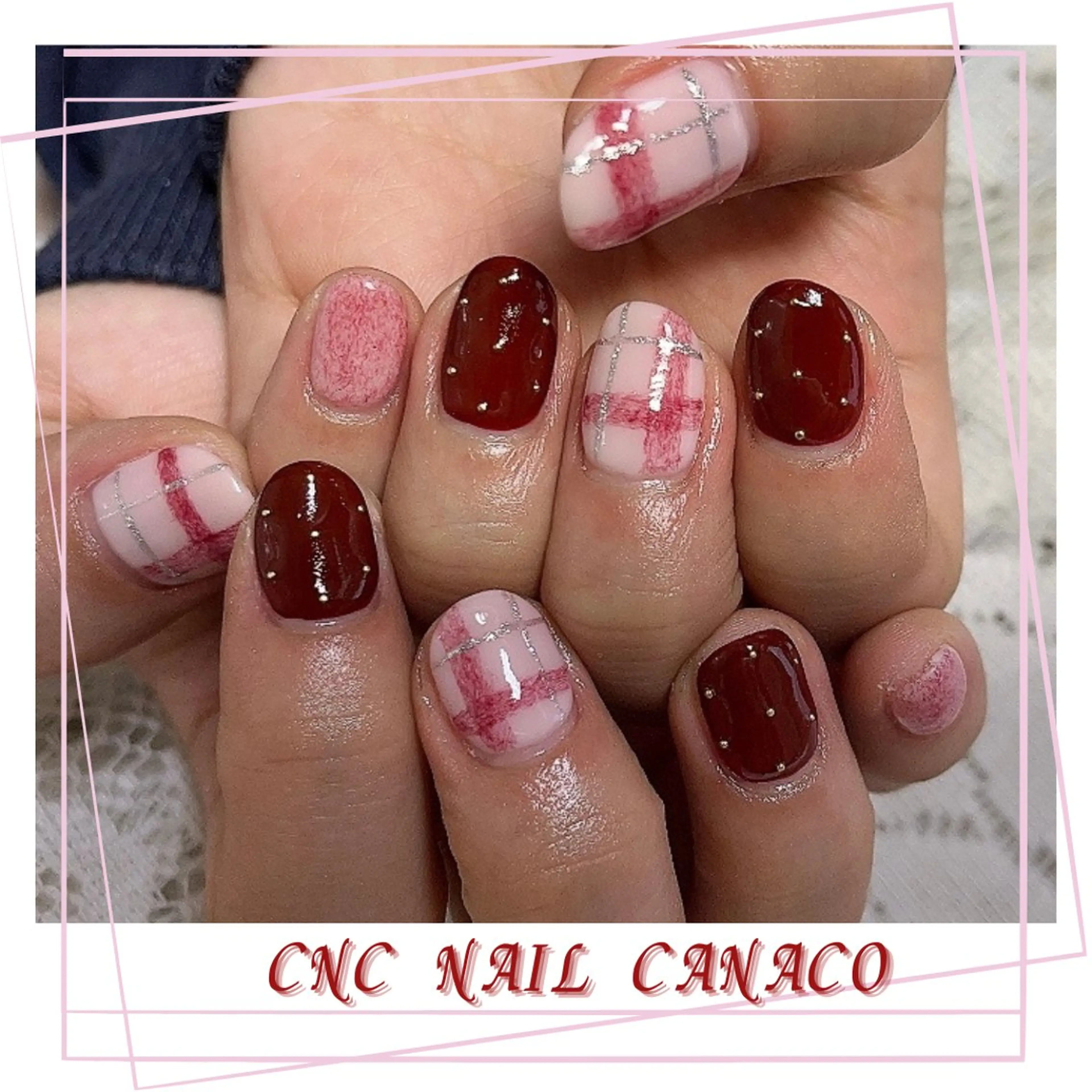 ネイル アートネイル 持ち込み ストーンネイル 冬ネイル クリスマス ハンドネイル ハンドケア Felice所属・ベテランネイル cnc  nailのネイルデザイン