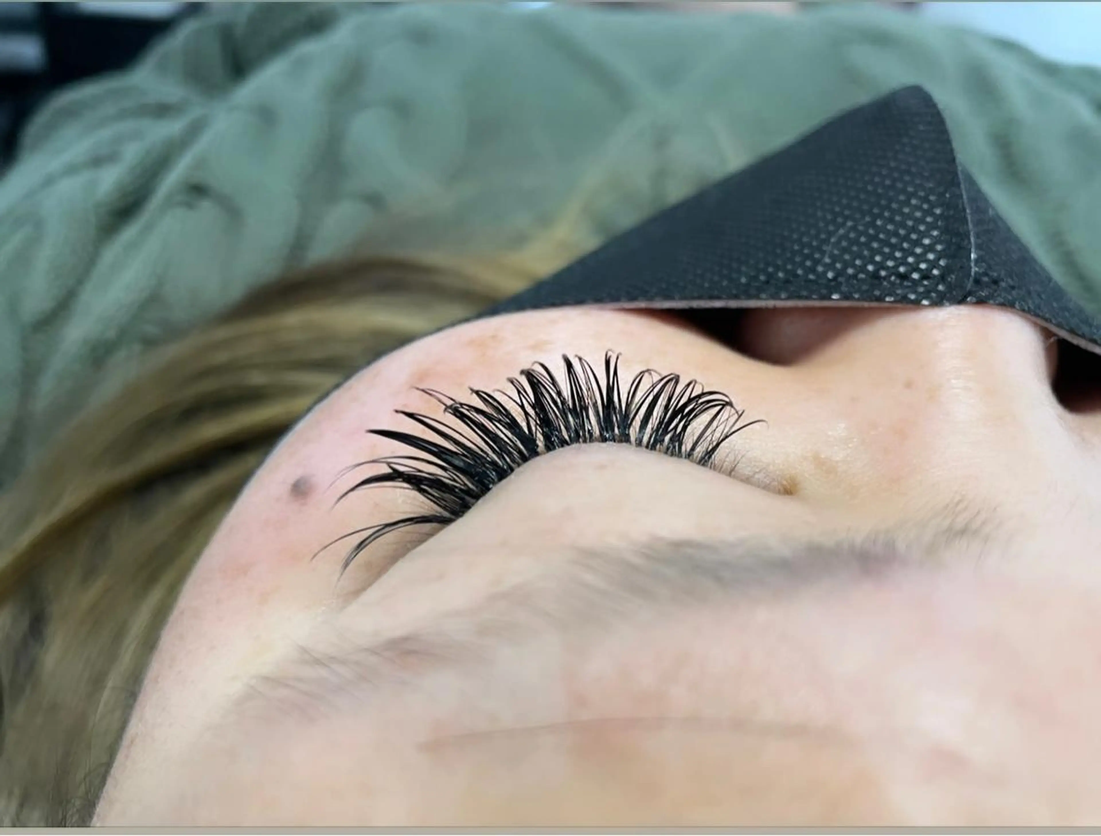 SESUNNY セサニー　SEIRAのマツエク・マツパデザイン