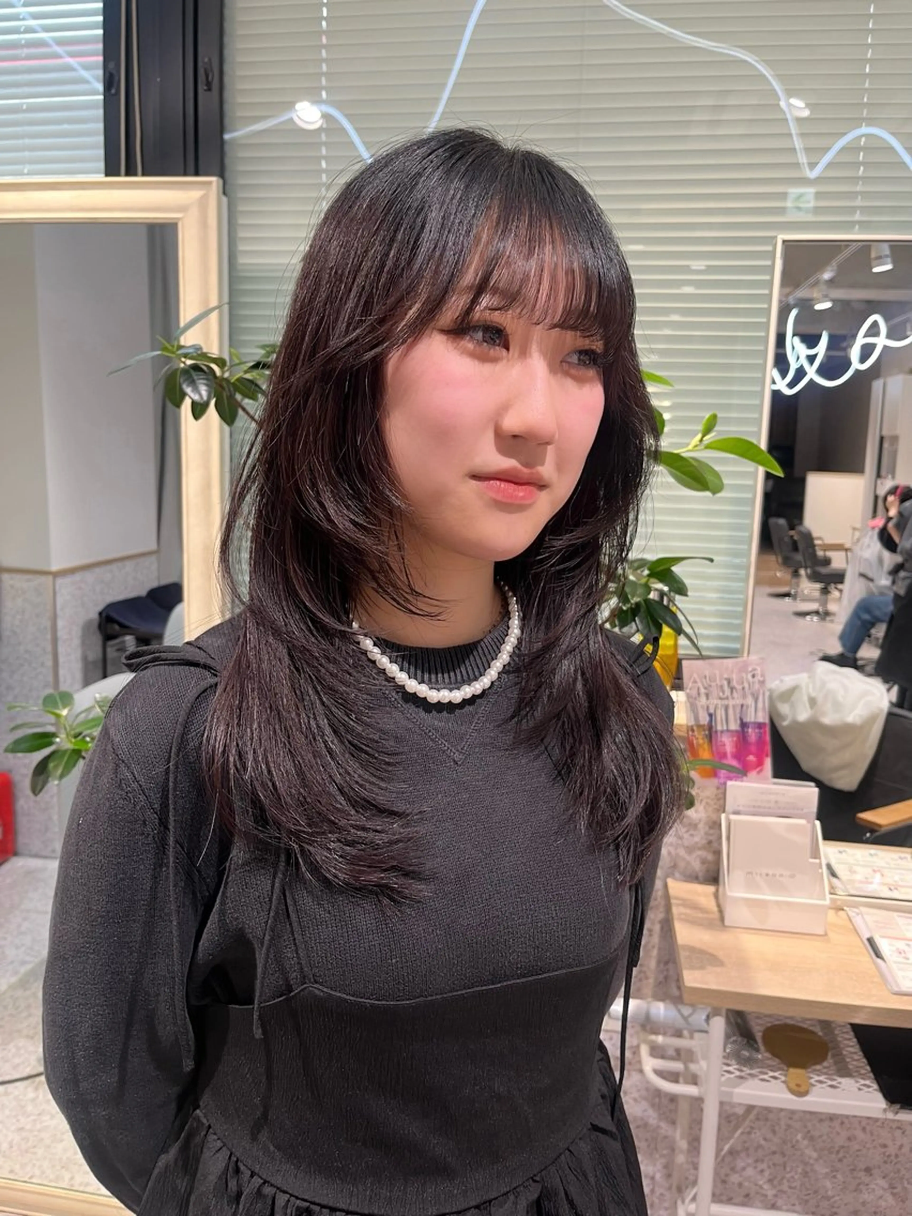 セミロング 顔まわりレイヤー 顔周りカット 髪質改善 レイヤーカット カット 髪質改善&艶カラー/ ほんだあみ (♡)のヘアスタイル