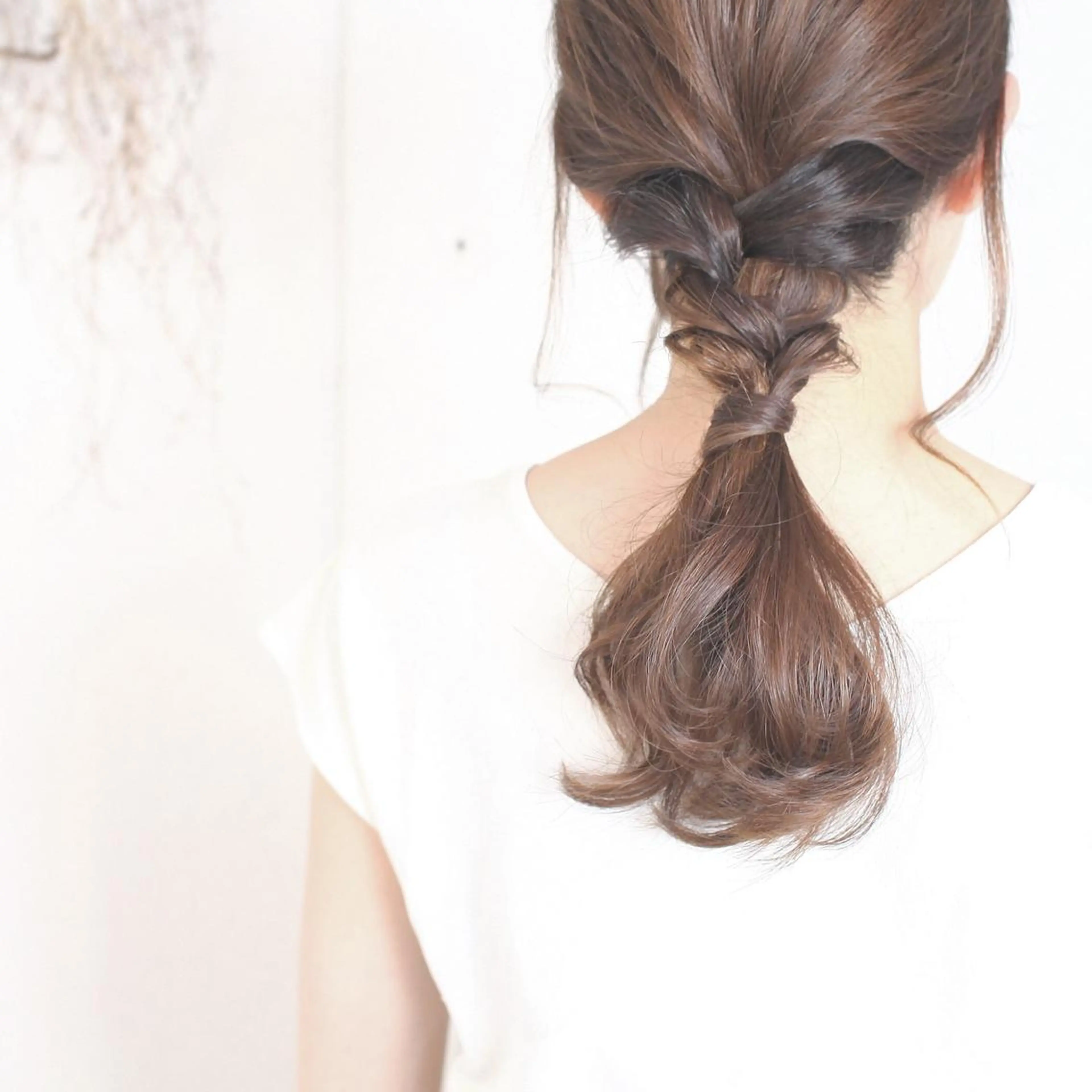 セミロング カラー ヘアアレンジ アッシュ グラデーションカラー ハイライトカラー ハイライト おくれ毛 Mariana/ 鶴原-ハイライトのヘアスタイル