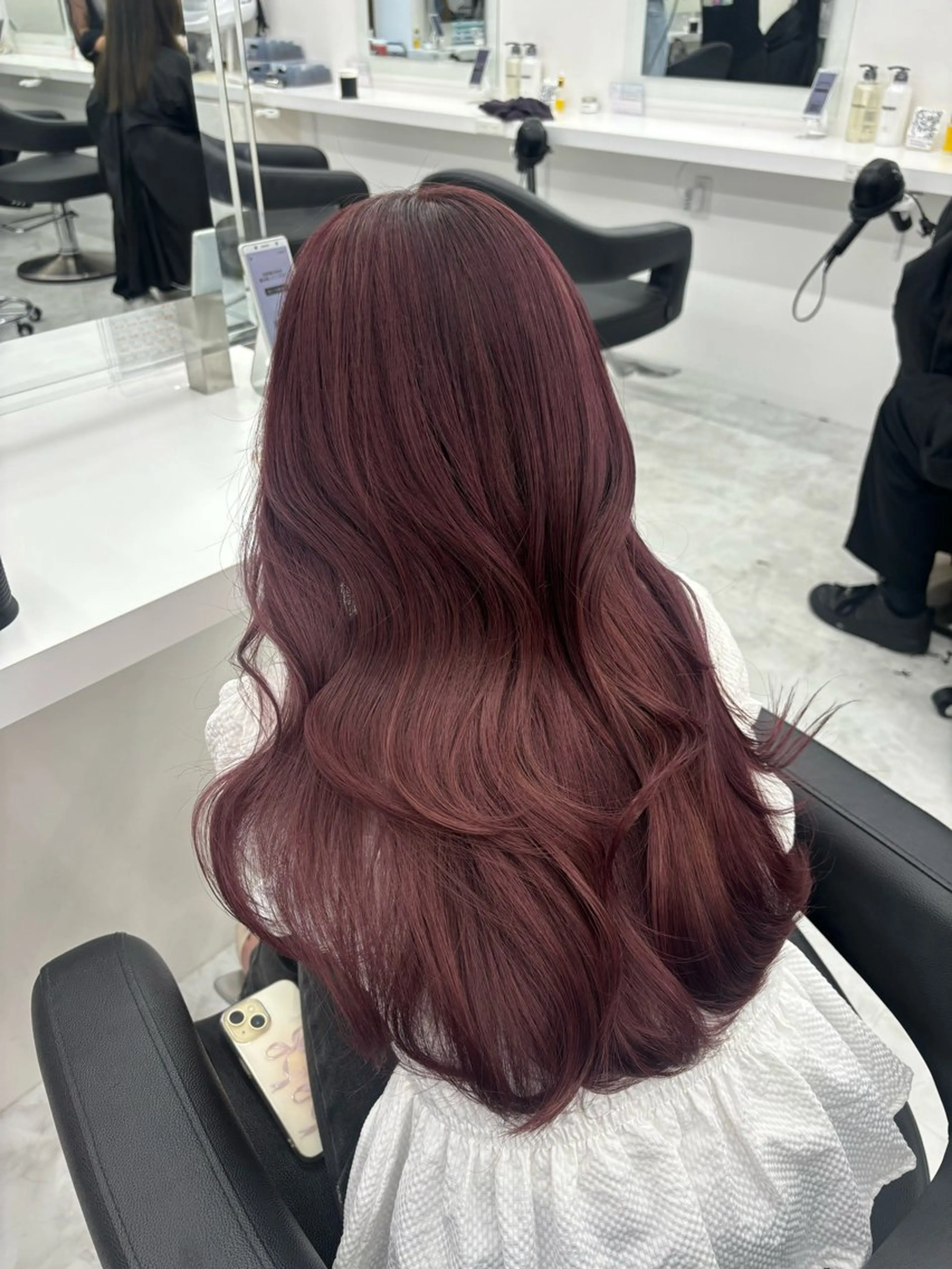 セミロング カラー カット ヘアカラー トリートメント ヘッドスパ ヘアセット 韓国レイヤー ハッシュカットのヘアスタイル