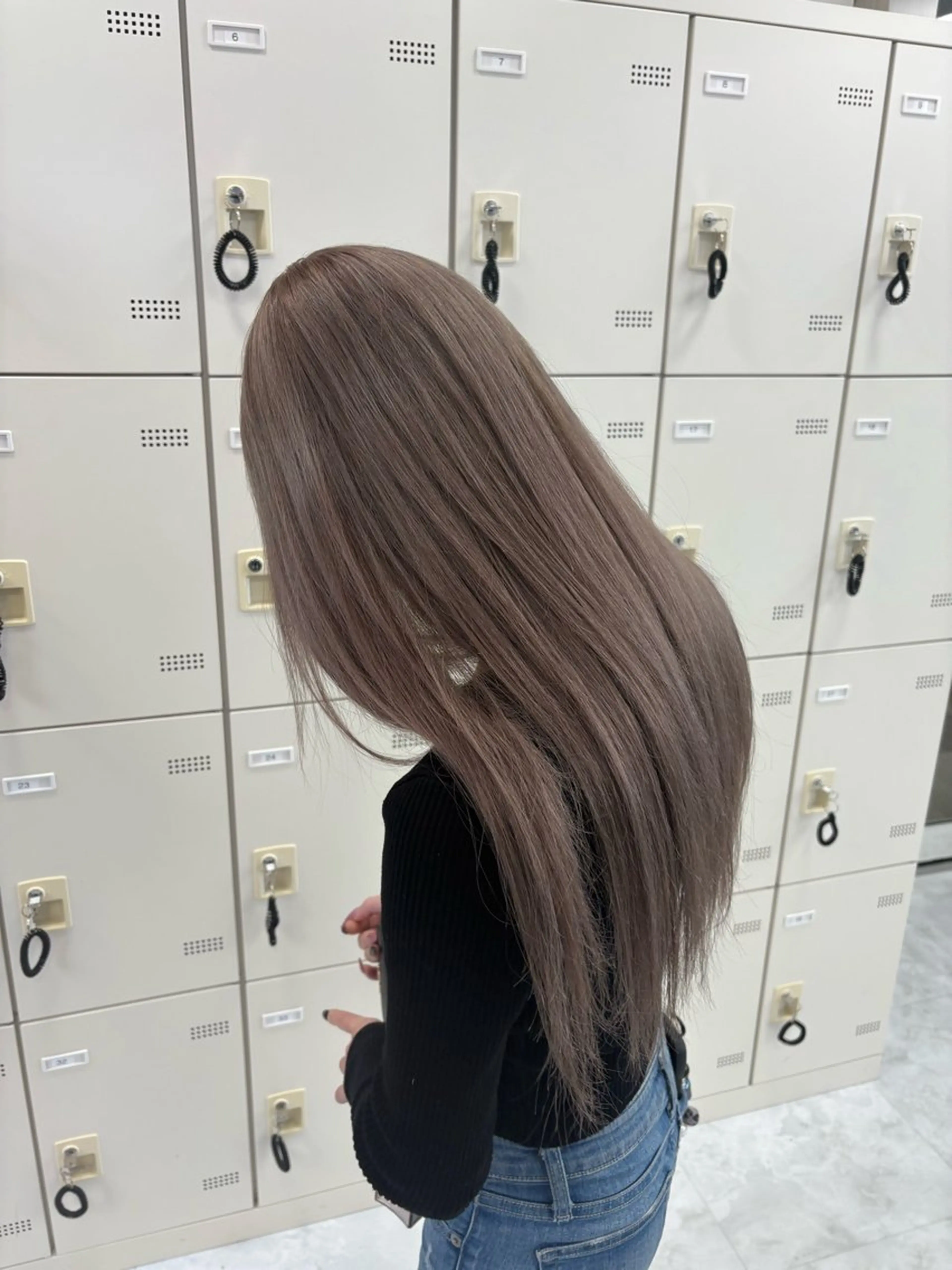 カラー ハイトーン/透明感 艶カラー/SAKI‎のヘアスタイル