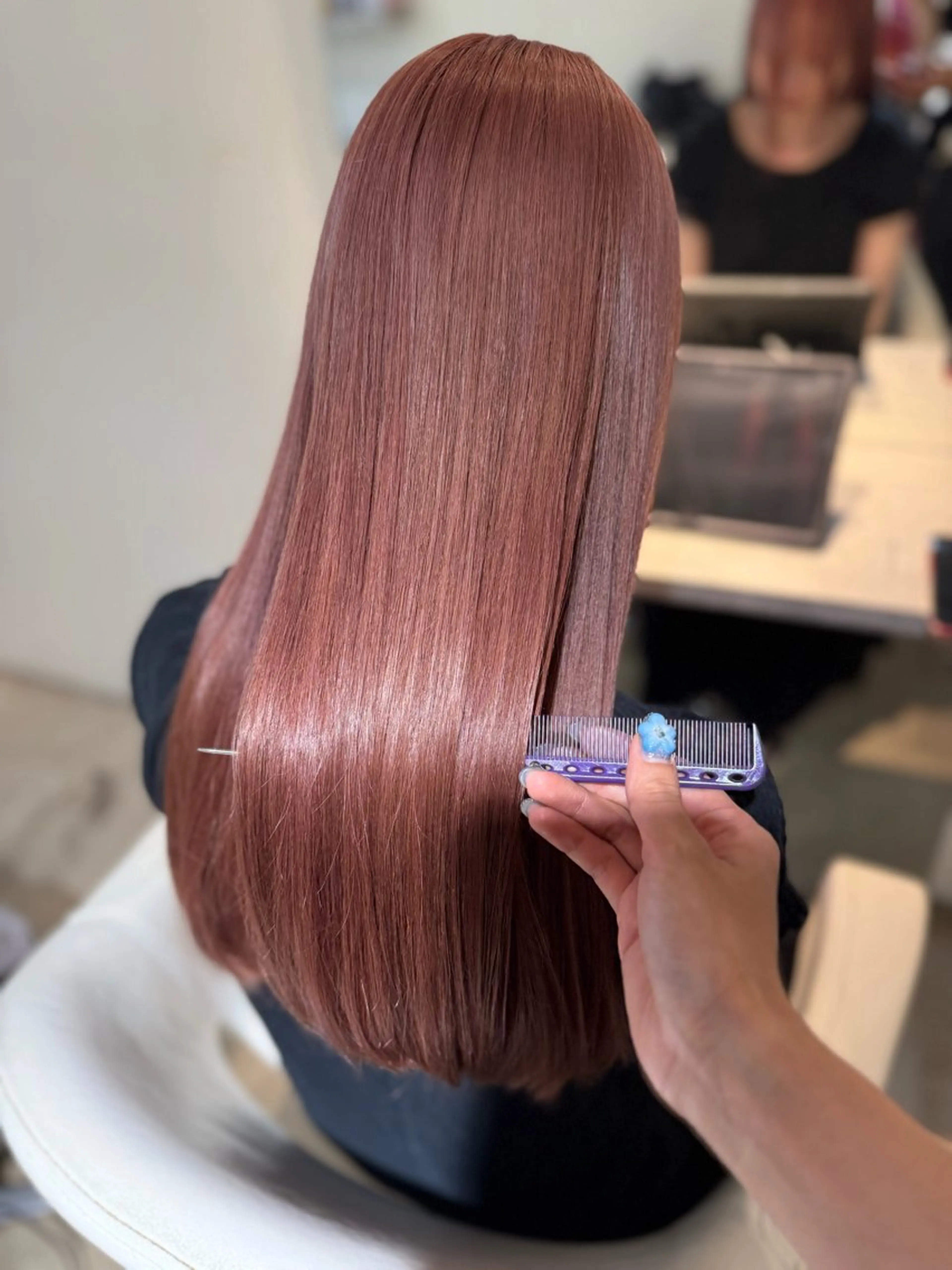 ロング カラー ブリーチ ピンクカラー 🦋🫧艶髪カラー 🫧🦋あいりのヘアスタイル