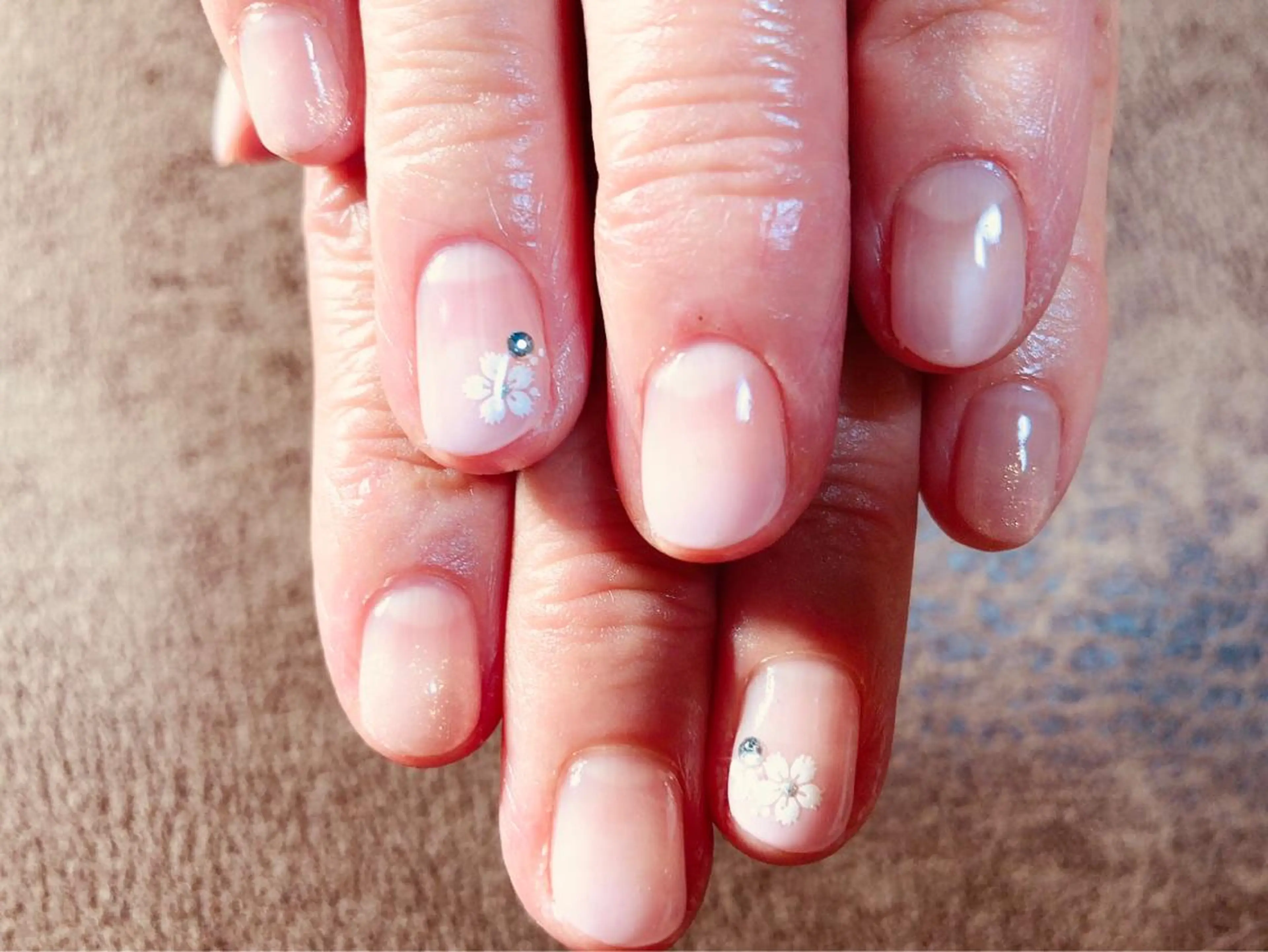 ネイル グラデーション 札幌ネイルgorella所属・gorella Ａのネイルデザイン