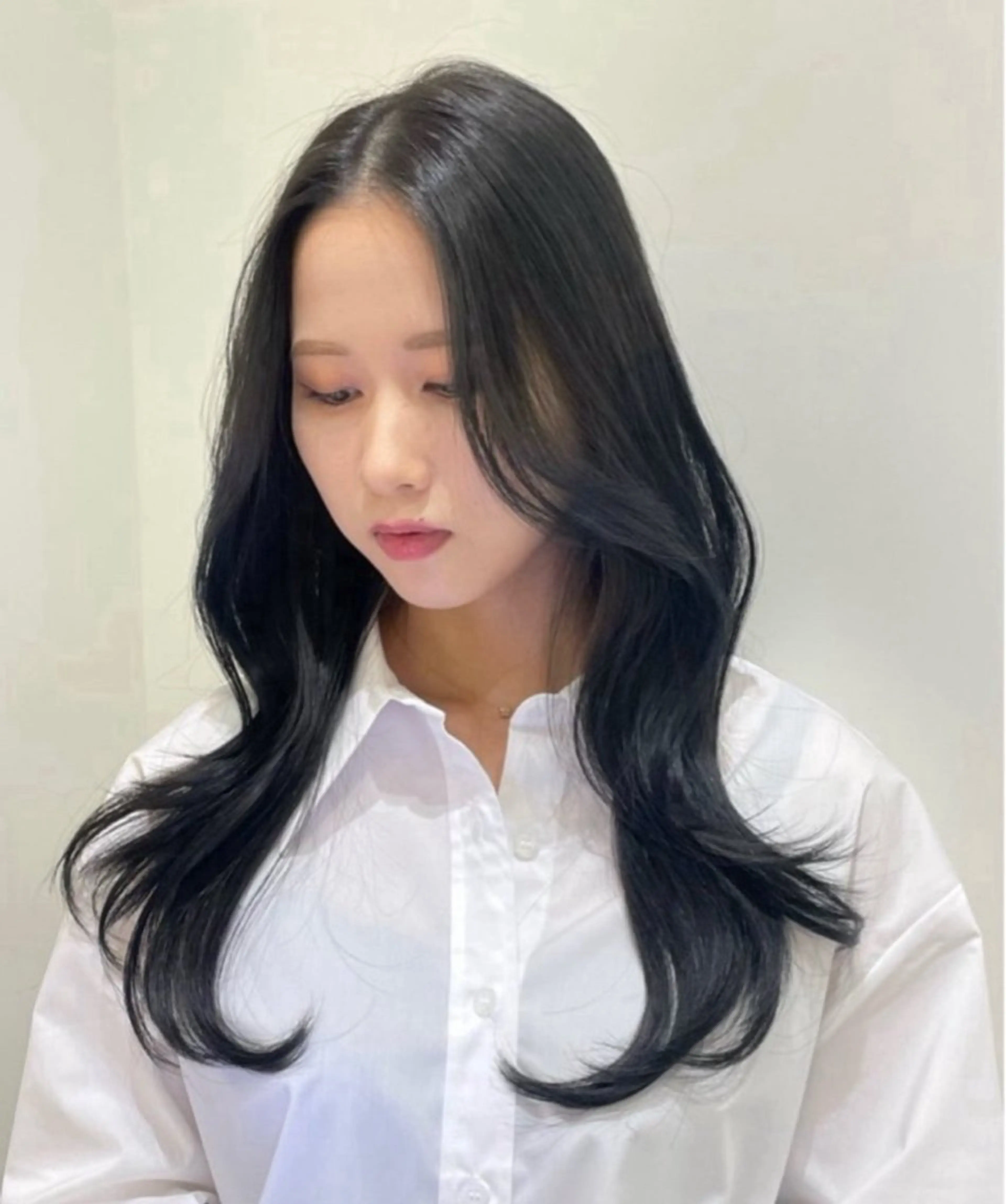 ロング 韓国風ヘア レイヤーカット カット ヘアカラー トリートメント ❤︎︎韓国ヘア❤︎︎ 𝑺𝒉𝒊𝒉𝒐のヘアスタイル