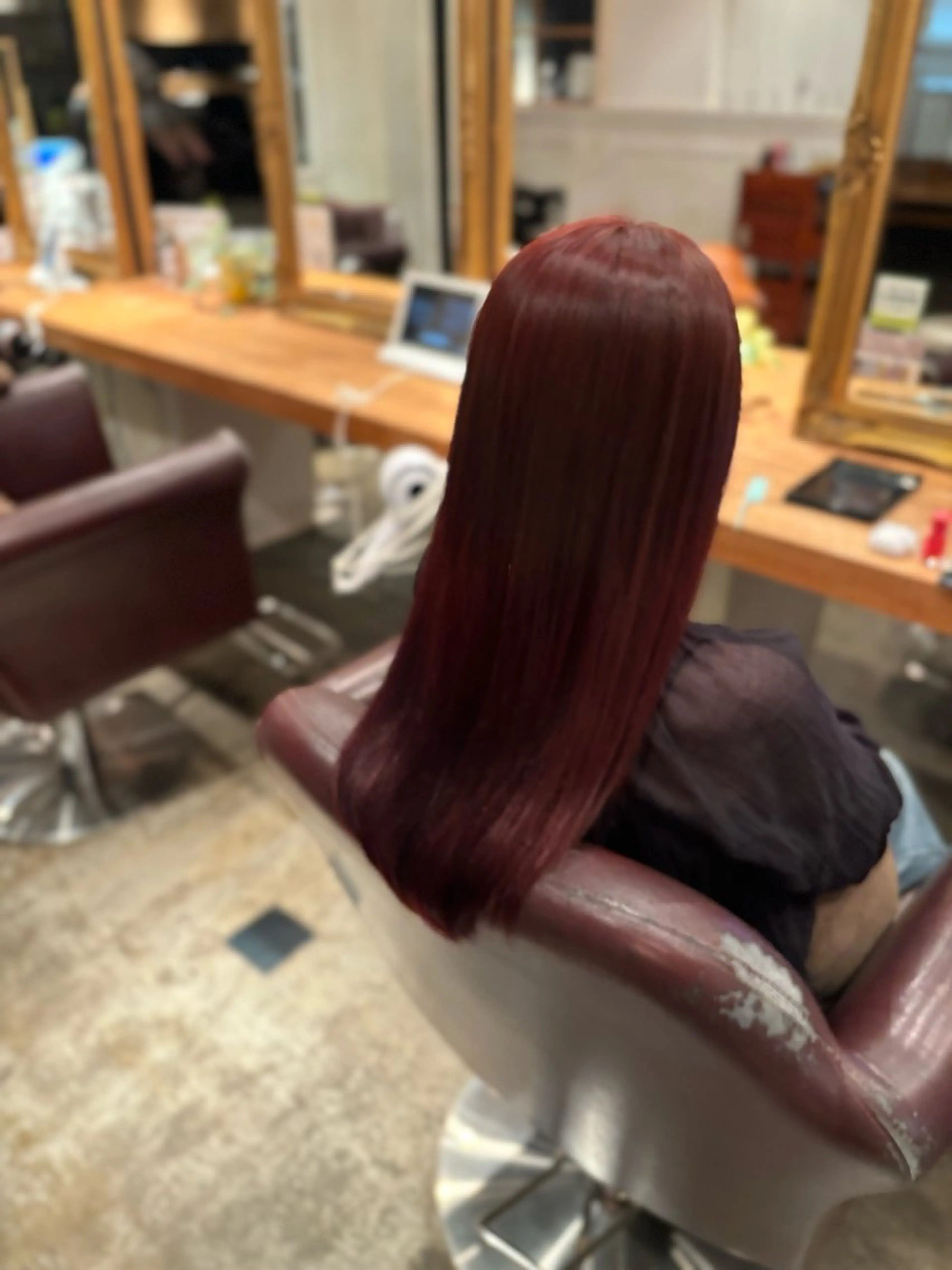 ロング カラー 髪質改善カラー ベージュ🤎YUMEのヘアスタイル