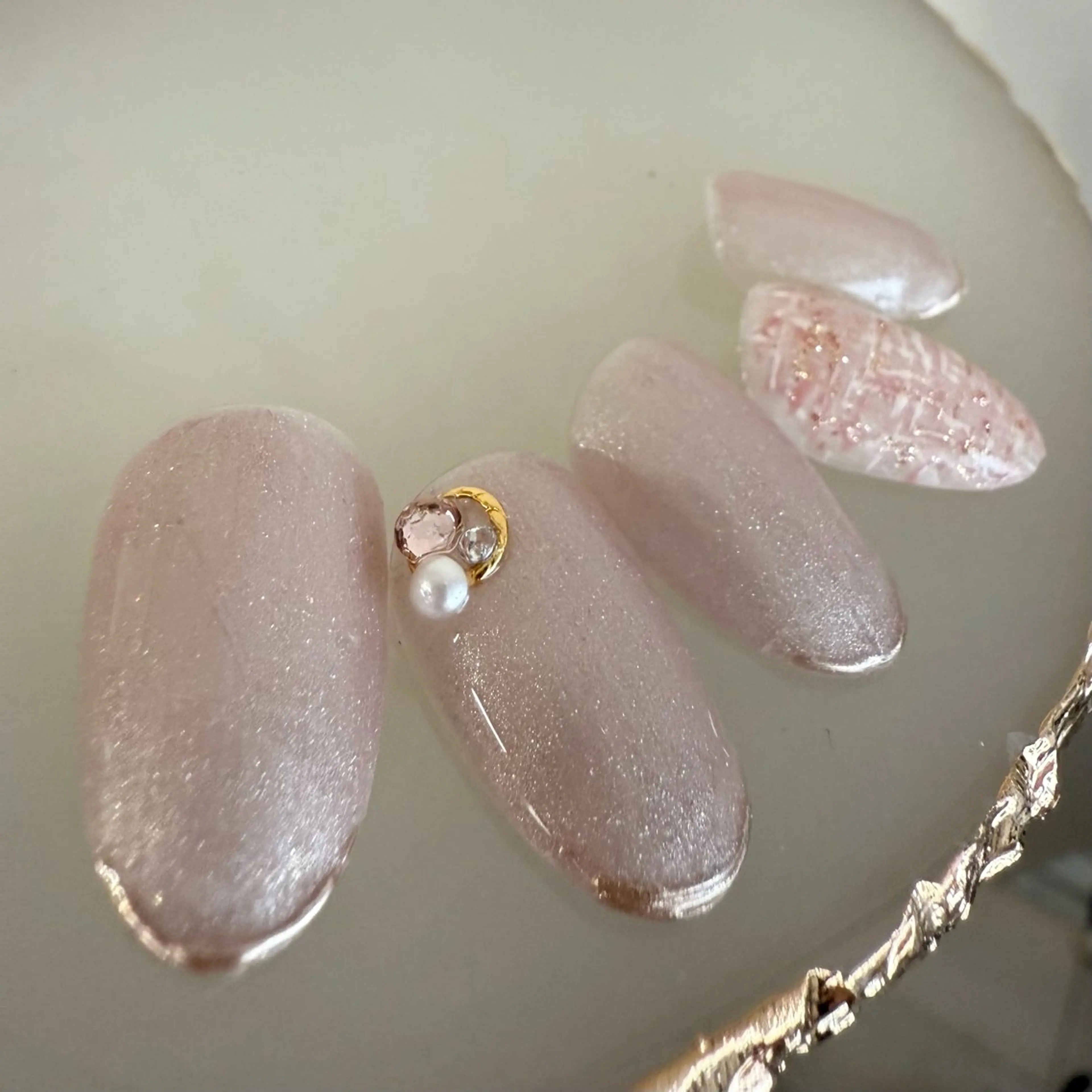 ネイル ハンドネイル 青木 綾子のネイルデザイン