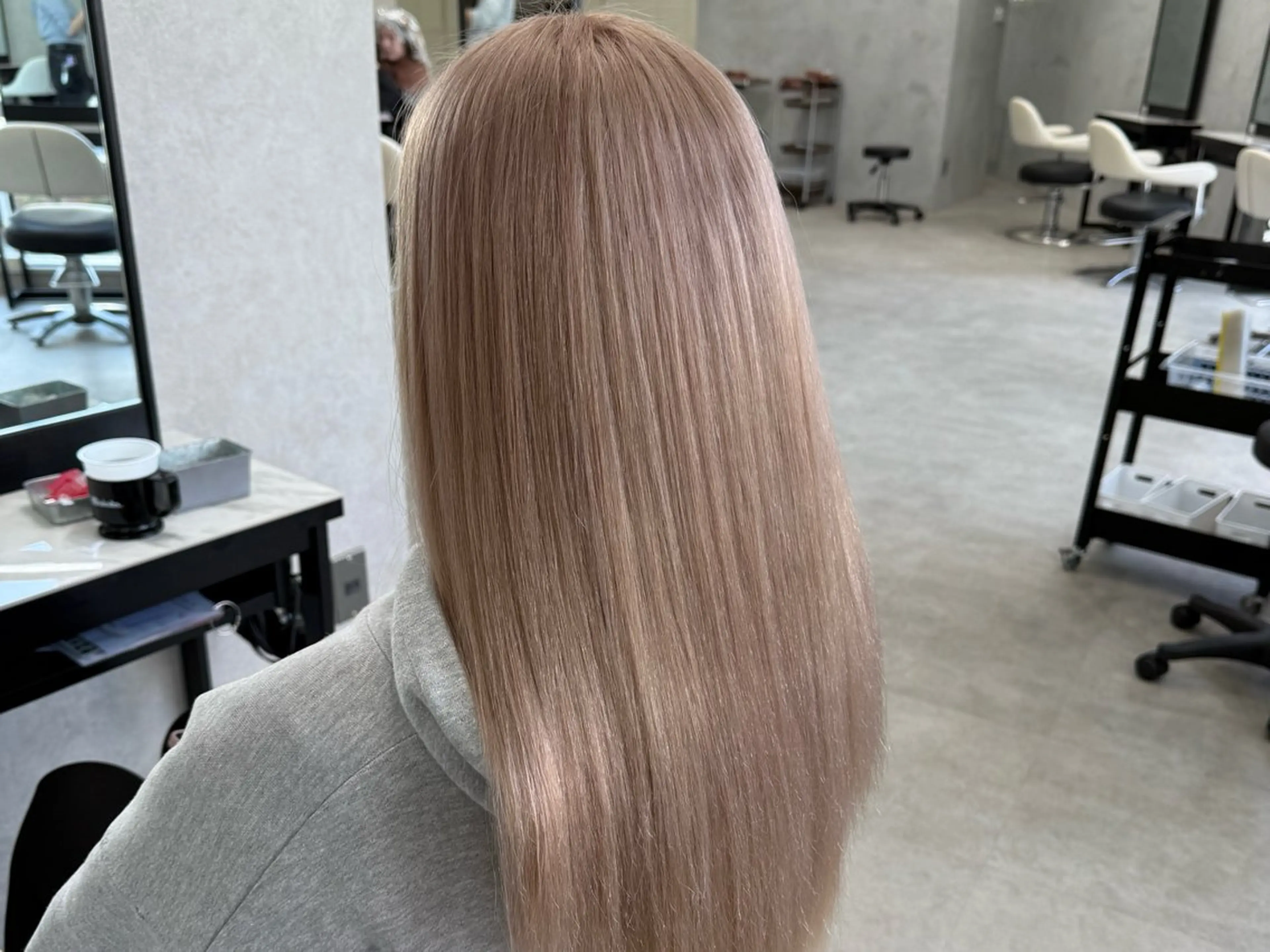 ロング カラー ヘアカラー 🩷hair salon dot. tokyo color 🩷所属・カット￥1,100円 ⌇Hao 🎀✮のヘアスタイル