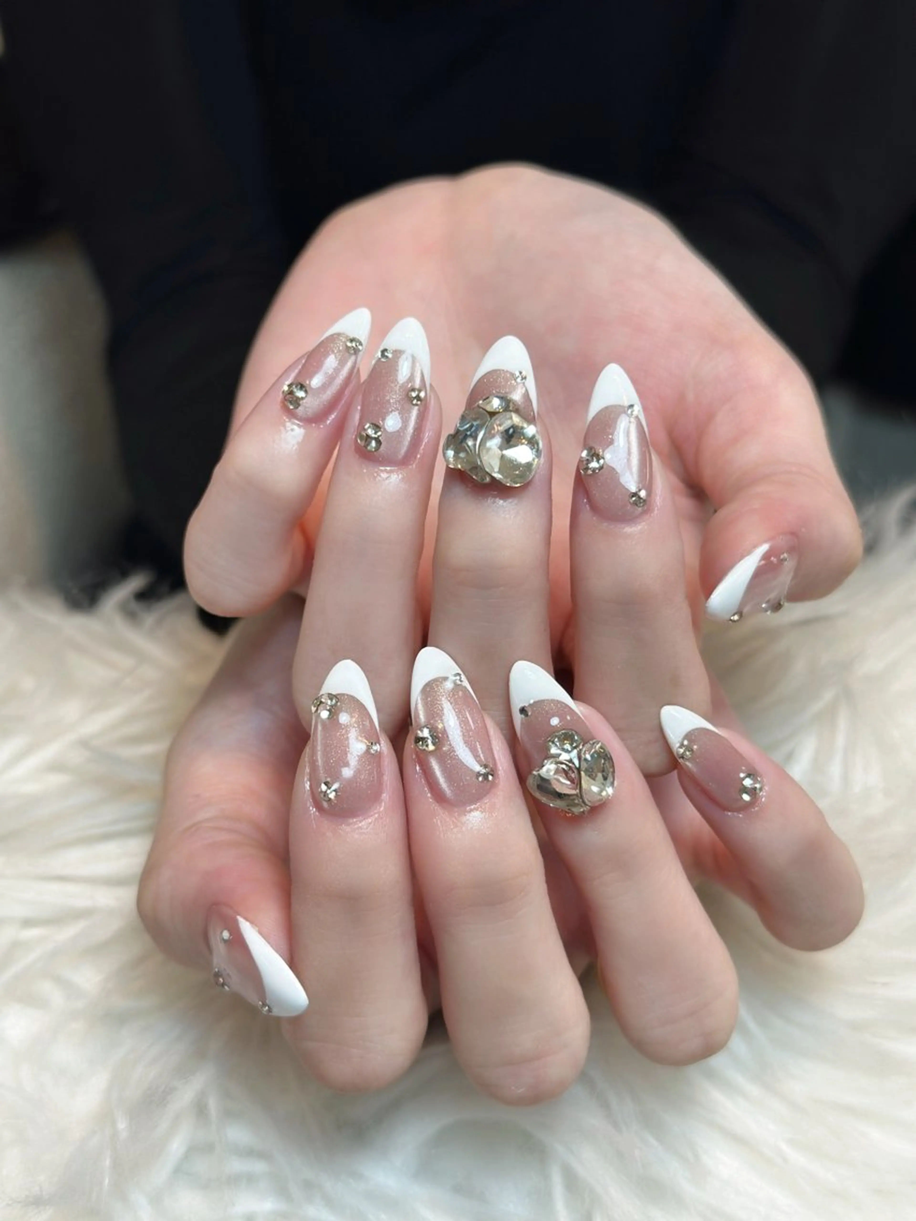 ネイル オーロラネイル ボルドー ブラウン 氷ネイル・うるうるネイル キラキラネイル ハンドネイル Julli NailStudioのネイルデザイン