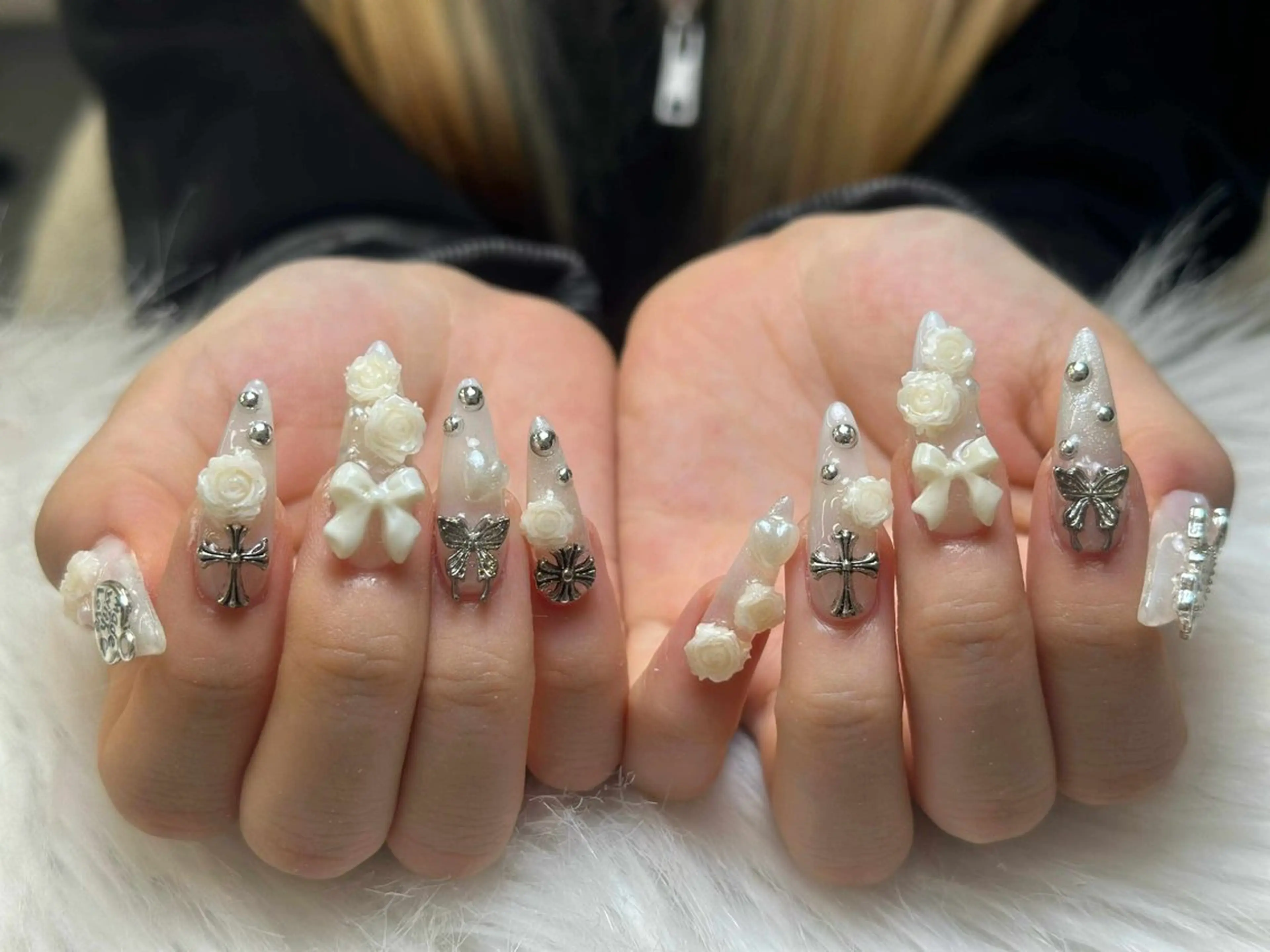 ネイル アートネイル 成人式 ジェルネイル ニュアンスネイル 夏ネイル ハンドネイル Nie Nail Shinokuboのネイルデザイン