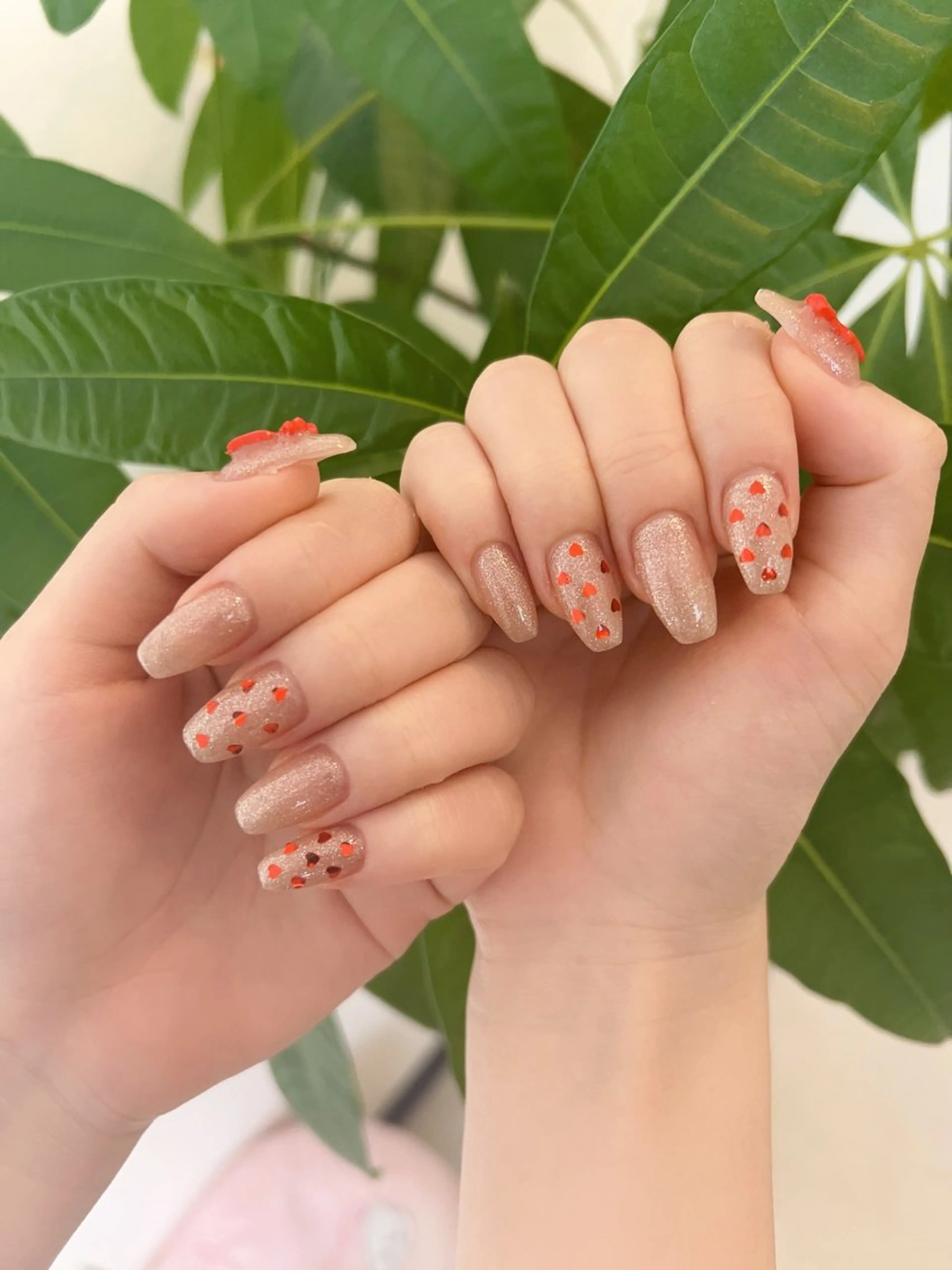 ネイル アートネイル チークネイル フラッシュネイル フットネイル フレンチネイル Floria KANAのネイルデザイン