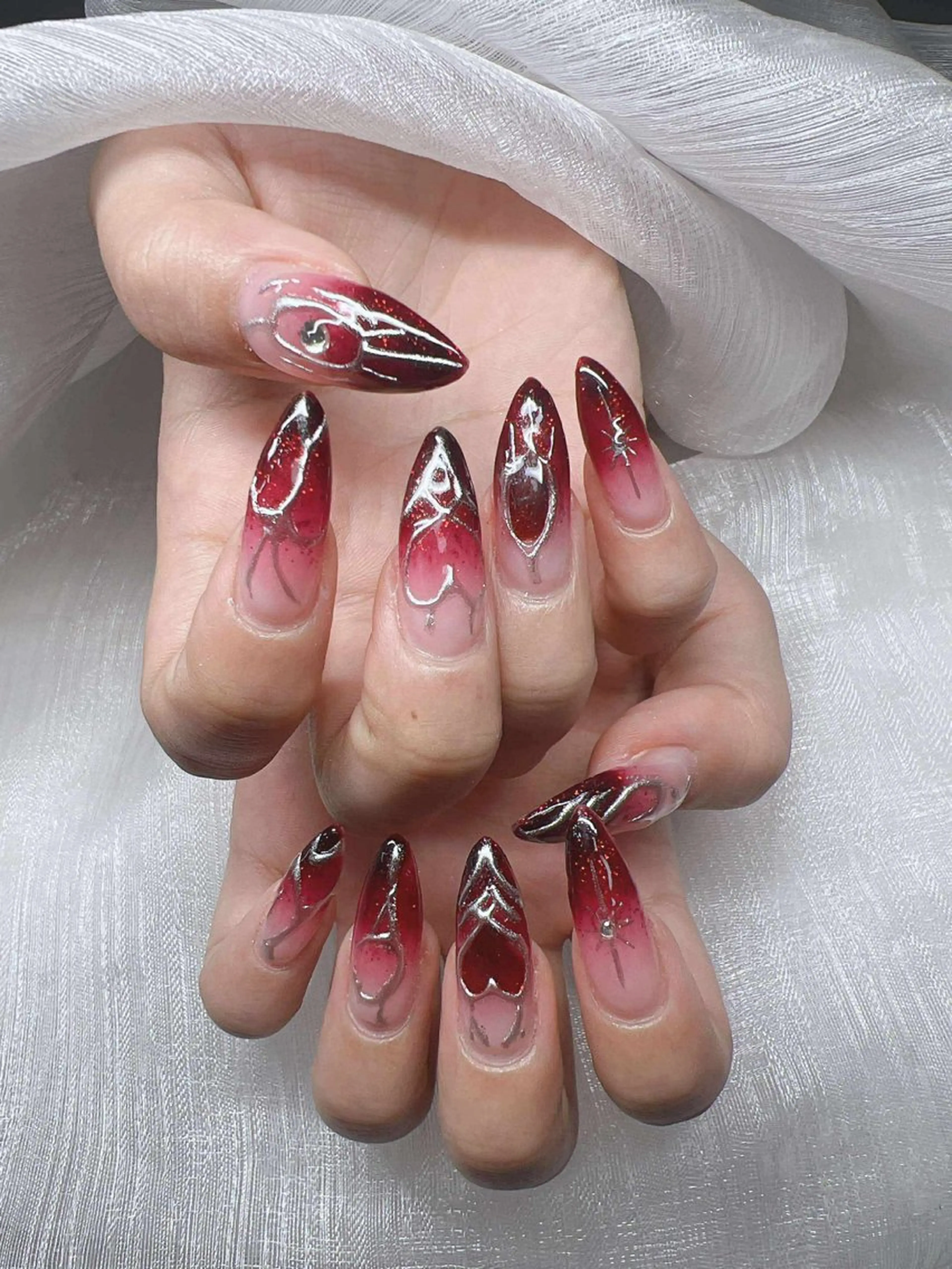 ネイル 長さ出し グラデーション 卒業式 キラキラネイル マグネットネイル ハンドネイル Lee Nailsのネイルデザイン