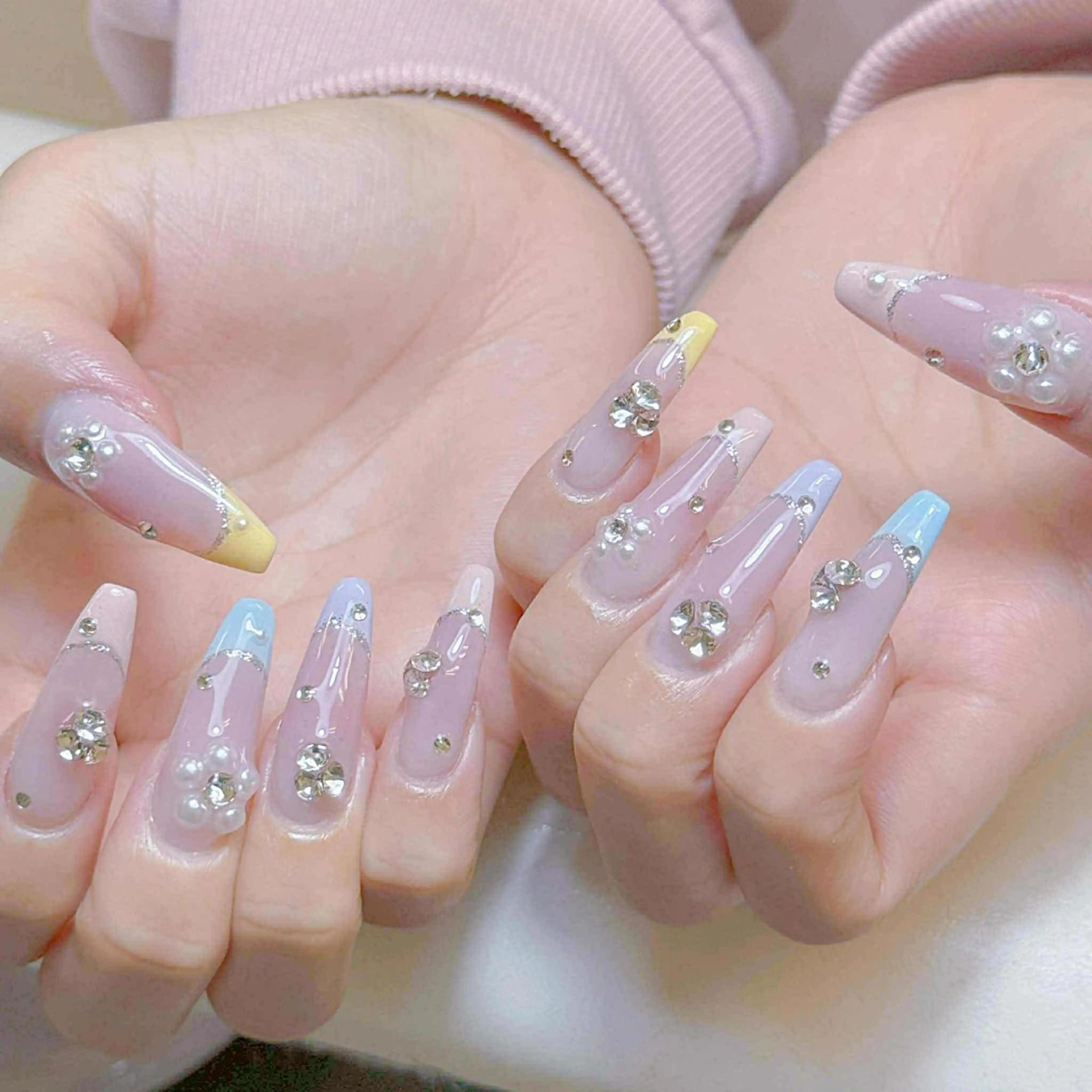 ネイル チークネイル 長さ出し フットネイル マグネットネイル 持ち込み ハンドネイル ANH NAIL ゴテゴテ専門店💎のネイルデザイン