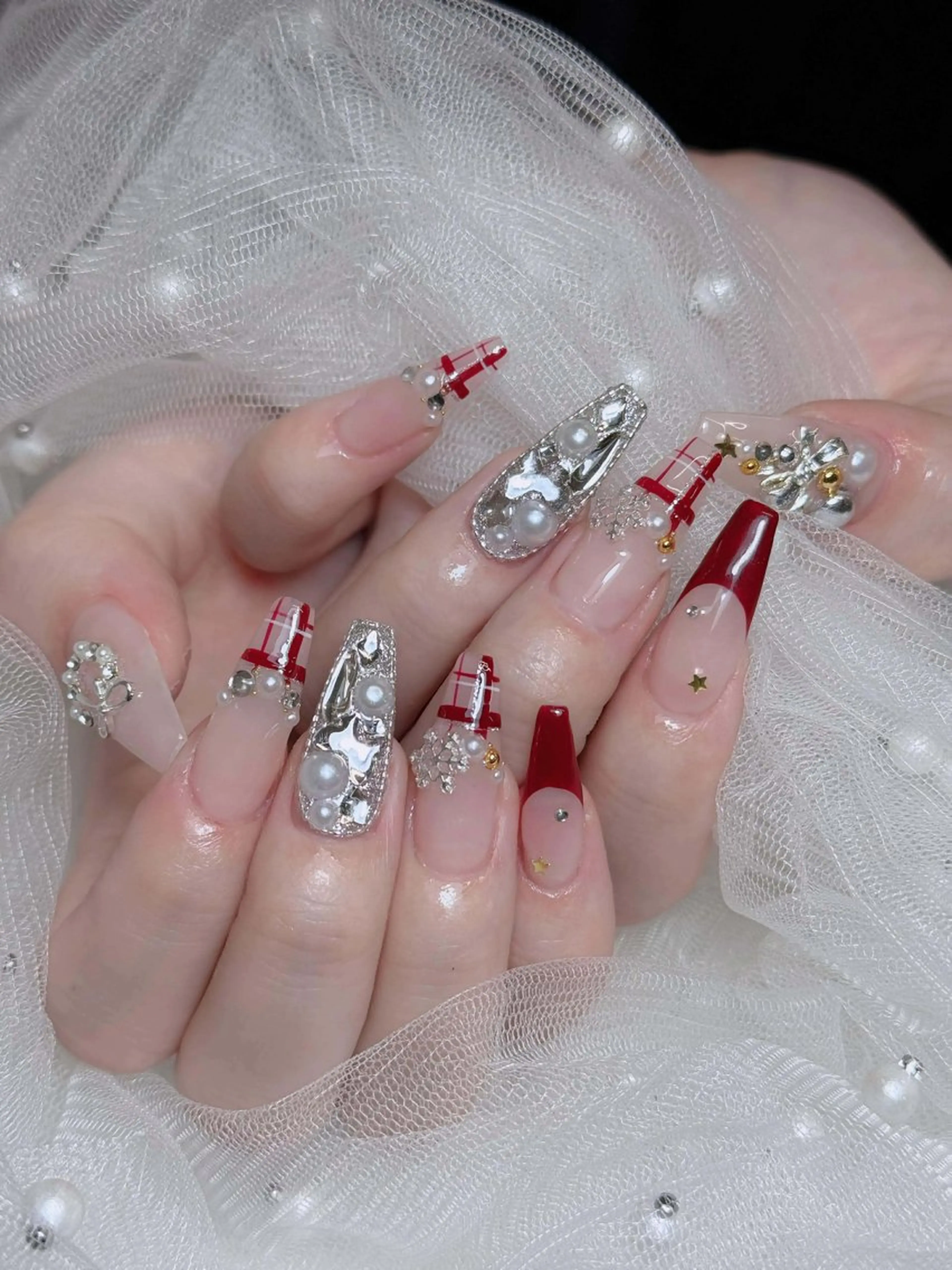 ネイル オーロラネイル チークネイル フットネイル フレンチネイル 韓国ネイル ハンドネイル Lumi Nailのネイルデザイン