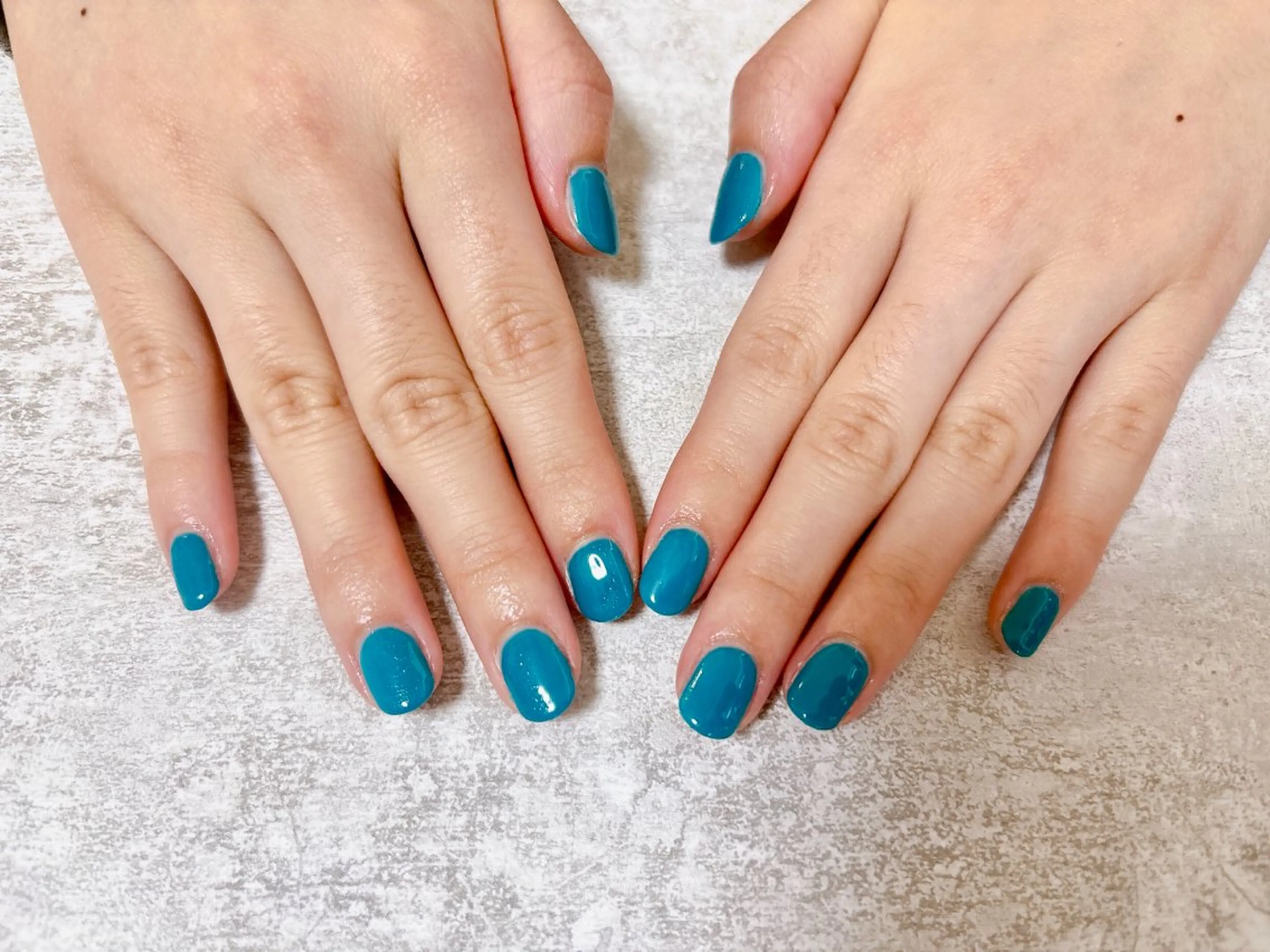 ネイル オーロラネイル ブルー フットネイル フレンチネイル ジェルネイル ハンドネイル Mogu nail 二子玉川のネイルデザイン