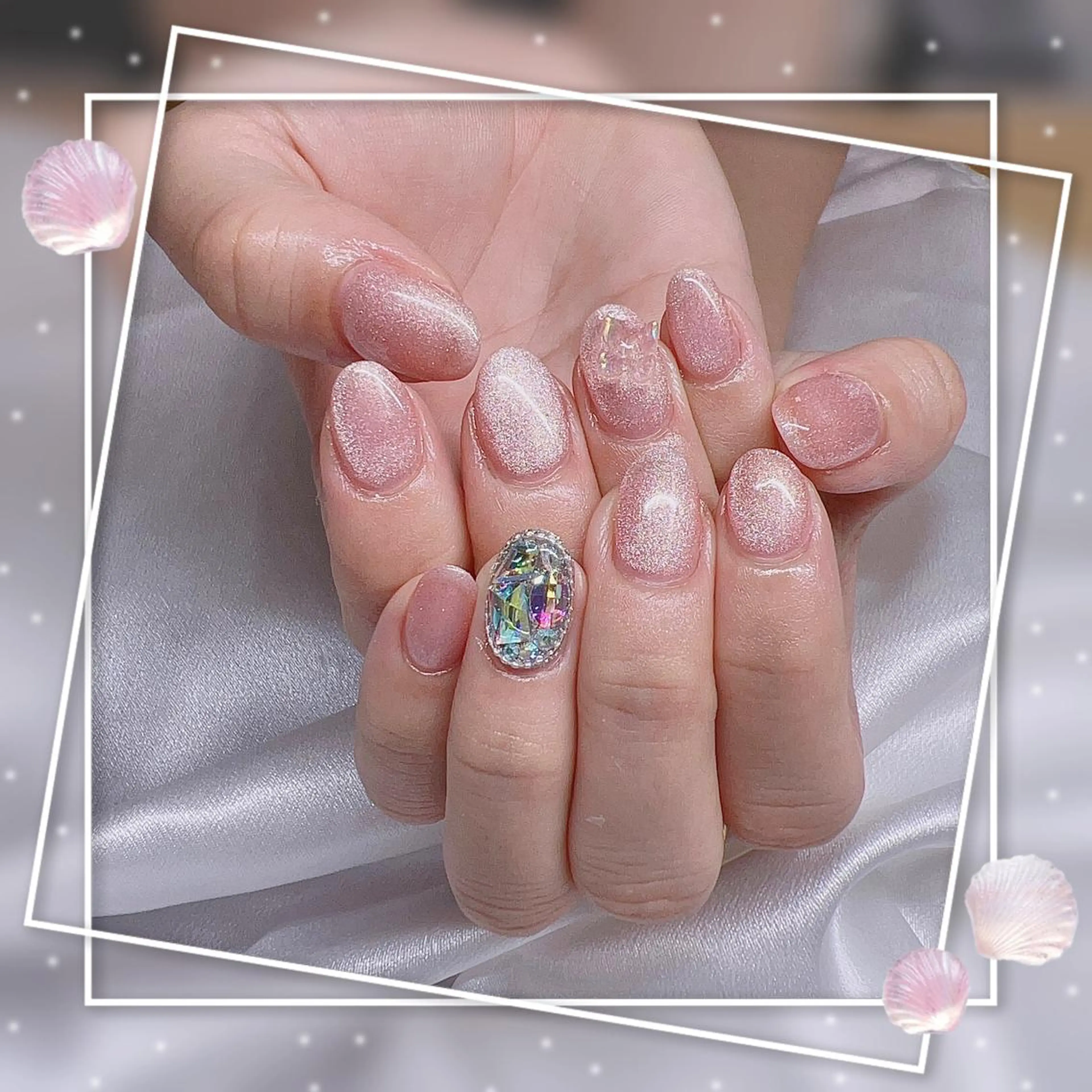 ネイル フレンチネイル キラキラネイル 韓国ネイル マグネットネイル マグネットフレンチ ハンドネイル Chill Nailsalonのネイルデザイン