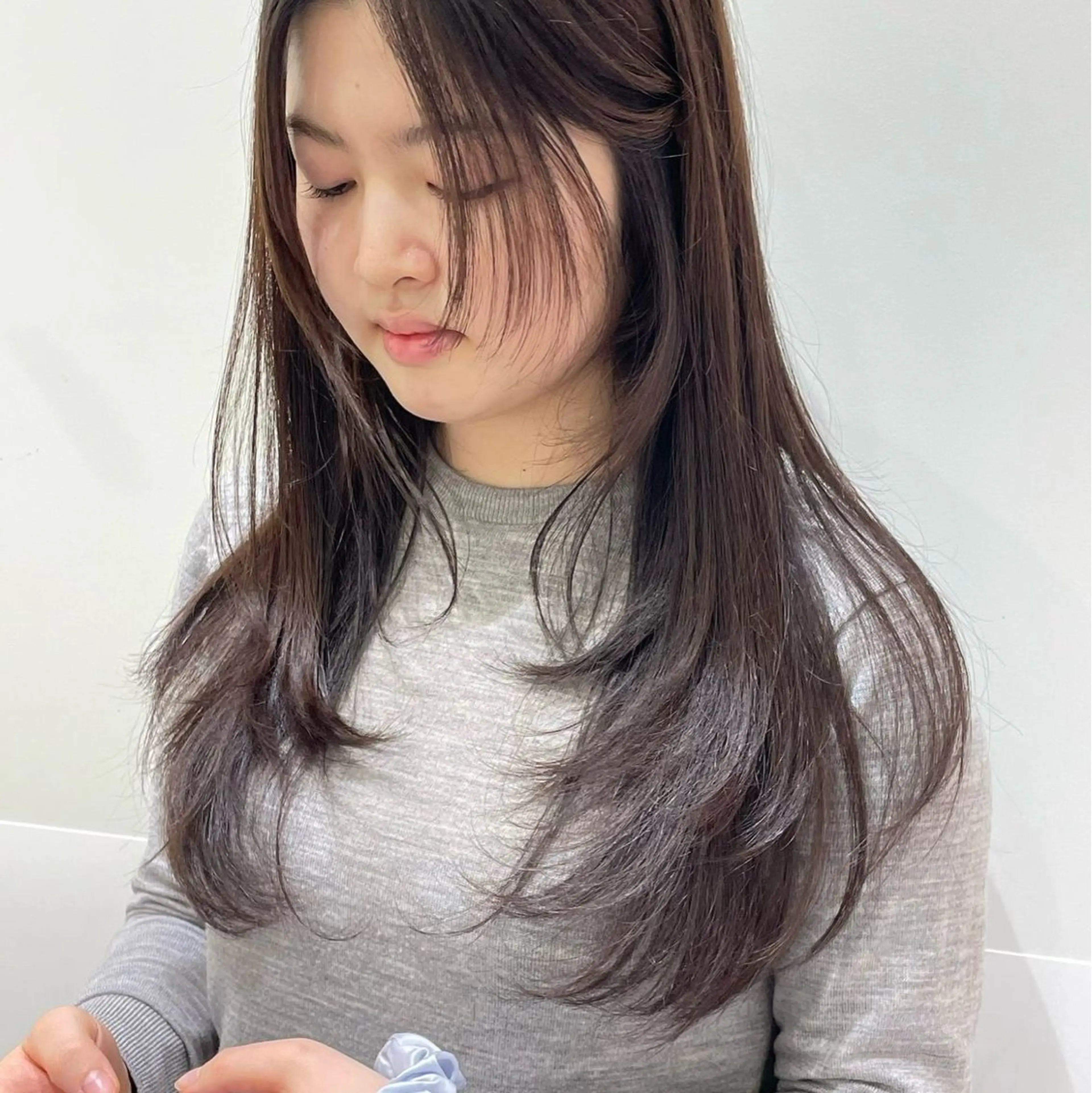 ロング 韓国風ヘア レイヤーカット カット ❤︎︎韓国ヘア❤︎︎ 𝑺𝒉𝒊𝒉𝒐のヘアスタイル