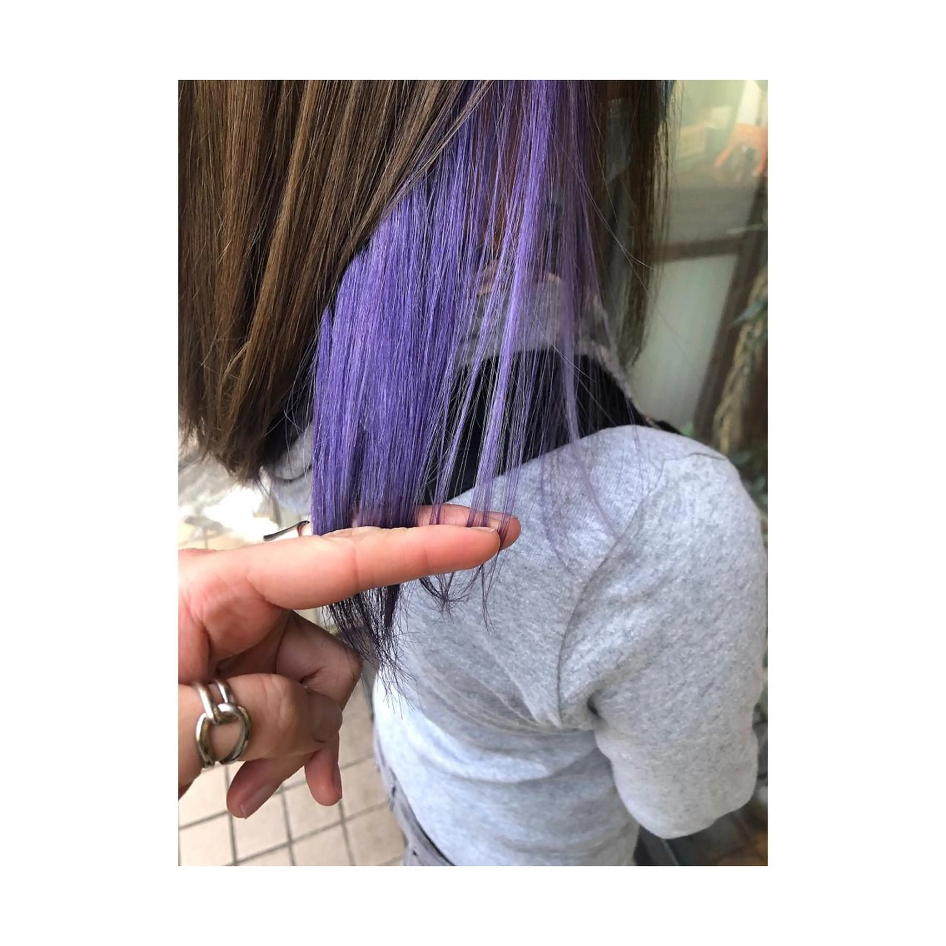 セミロング カラー ヘアカラー あらい なつみのヘアスタイル