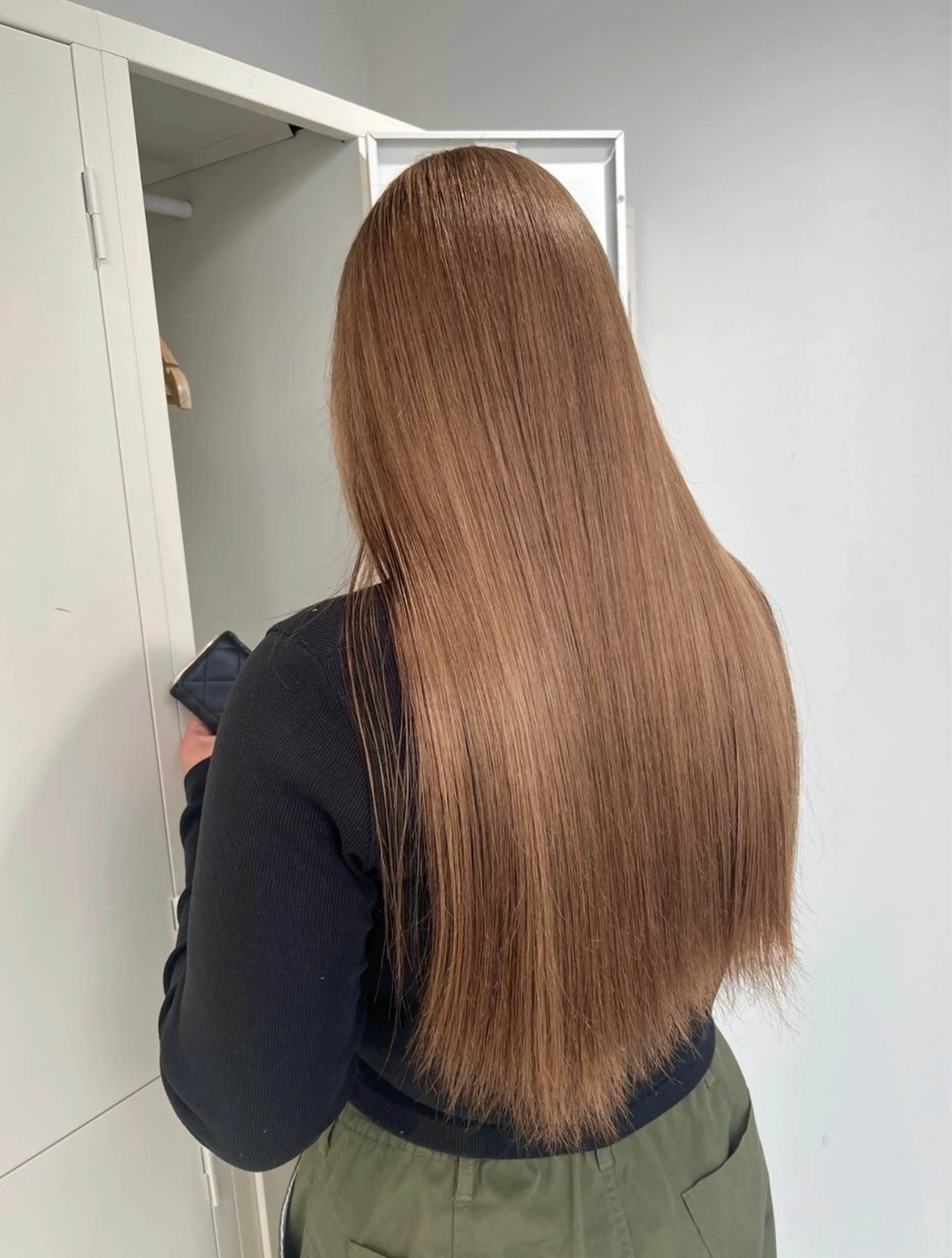 ロング カラー トリートメント ヘアカラー トリートメント 艶ハイトーン🔆 ️️️安座間 希のヘアスタイル