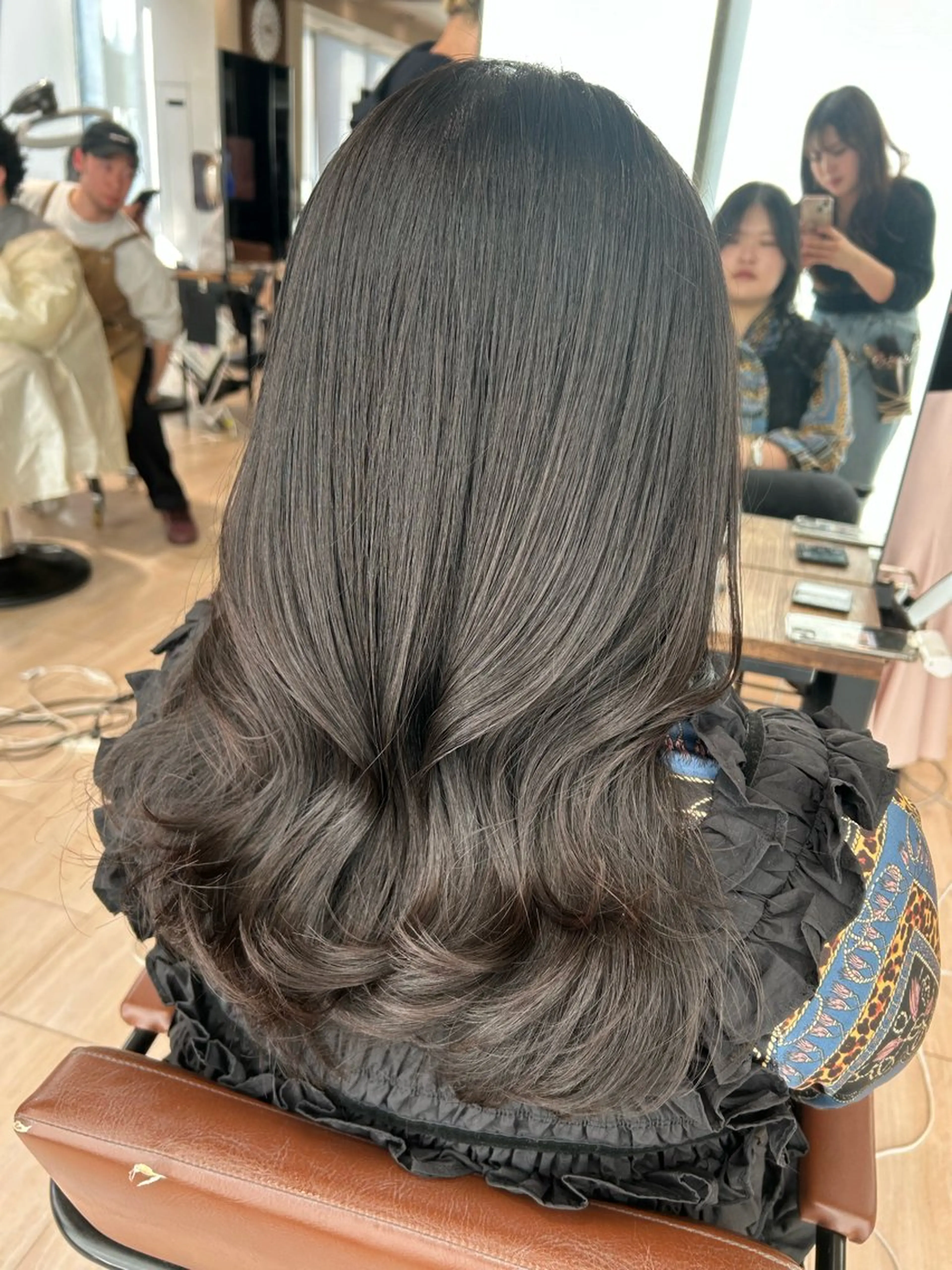 ロング 🎀大竹美侑／顔まわ りカット／レイヤーのヘアスタイル