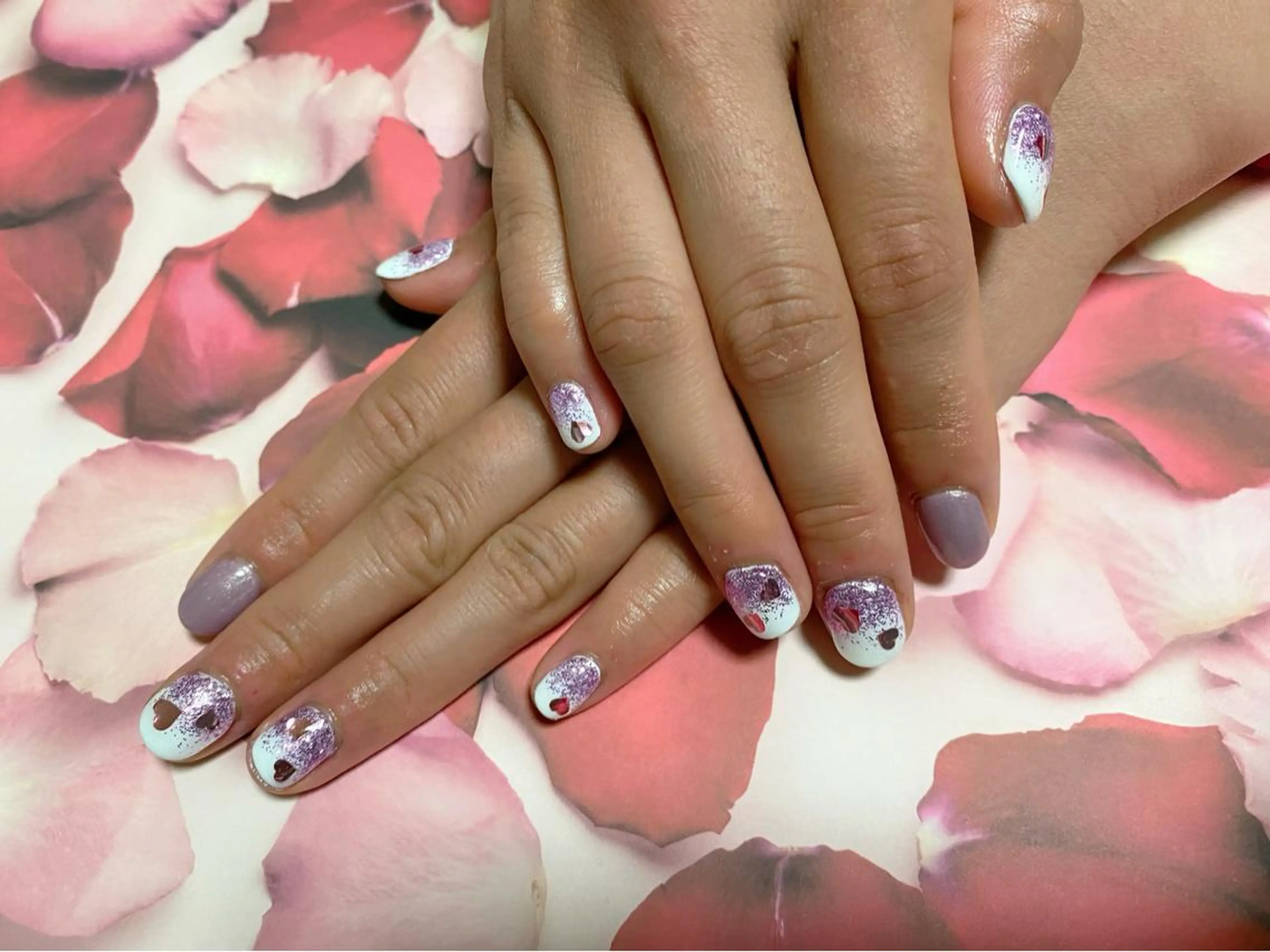 ネイル ラメ(グリッター) ワンカラーネイル Can I Dressy  溝ノ口店所属・F. Neneのネイルデザイン