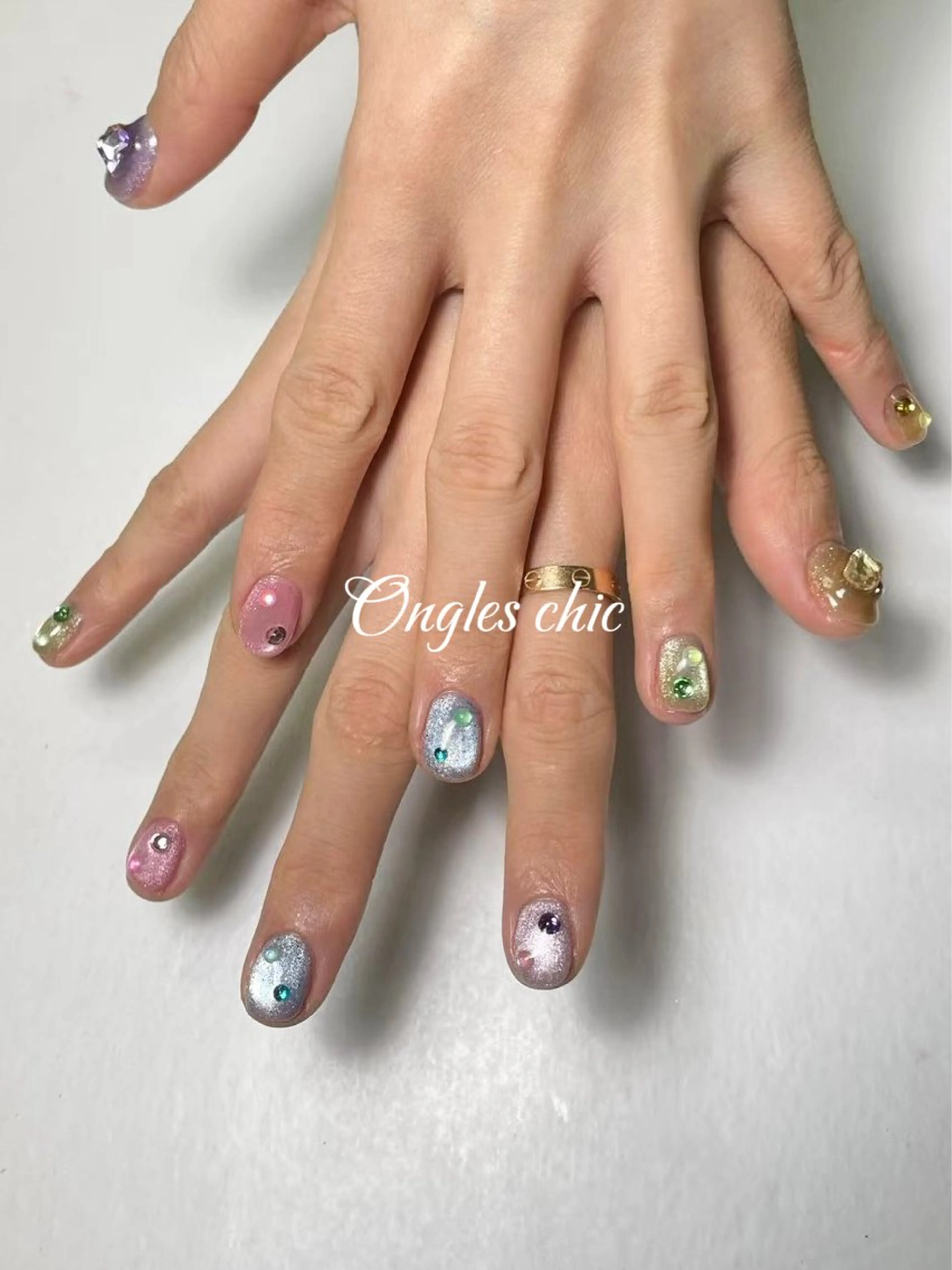 ネイル ハンドネイル ongles chic24時間営業のネイルデザイン