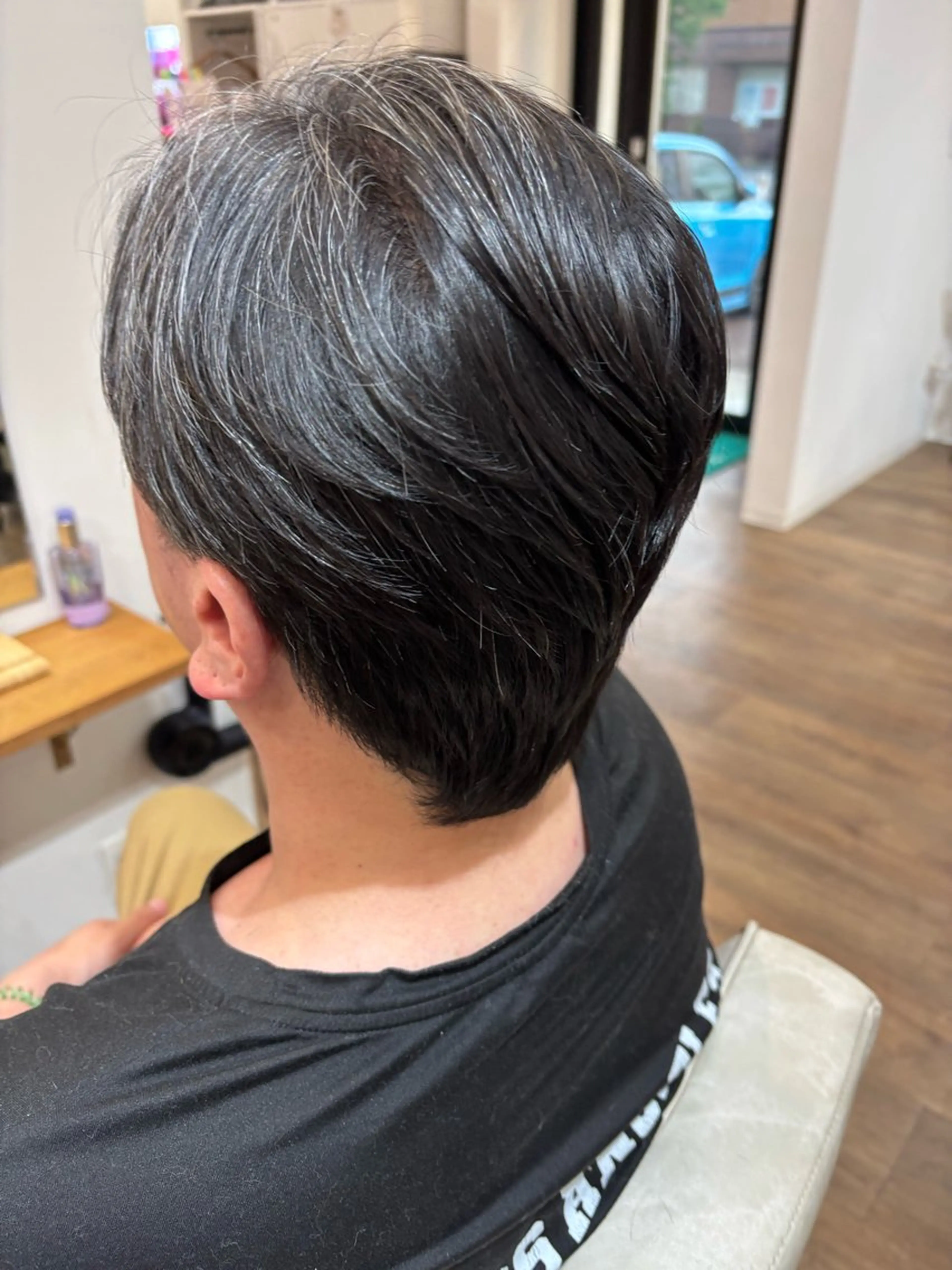 メンズ 志田 萌のヘアスタイル