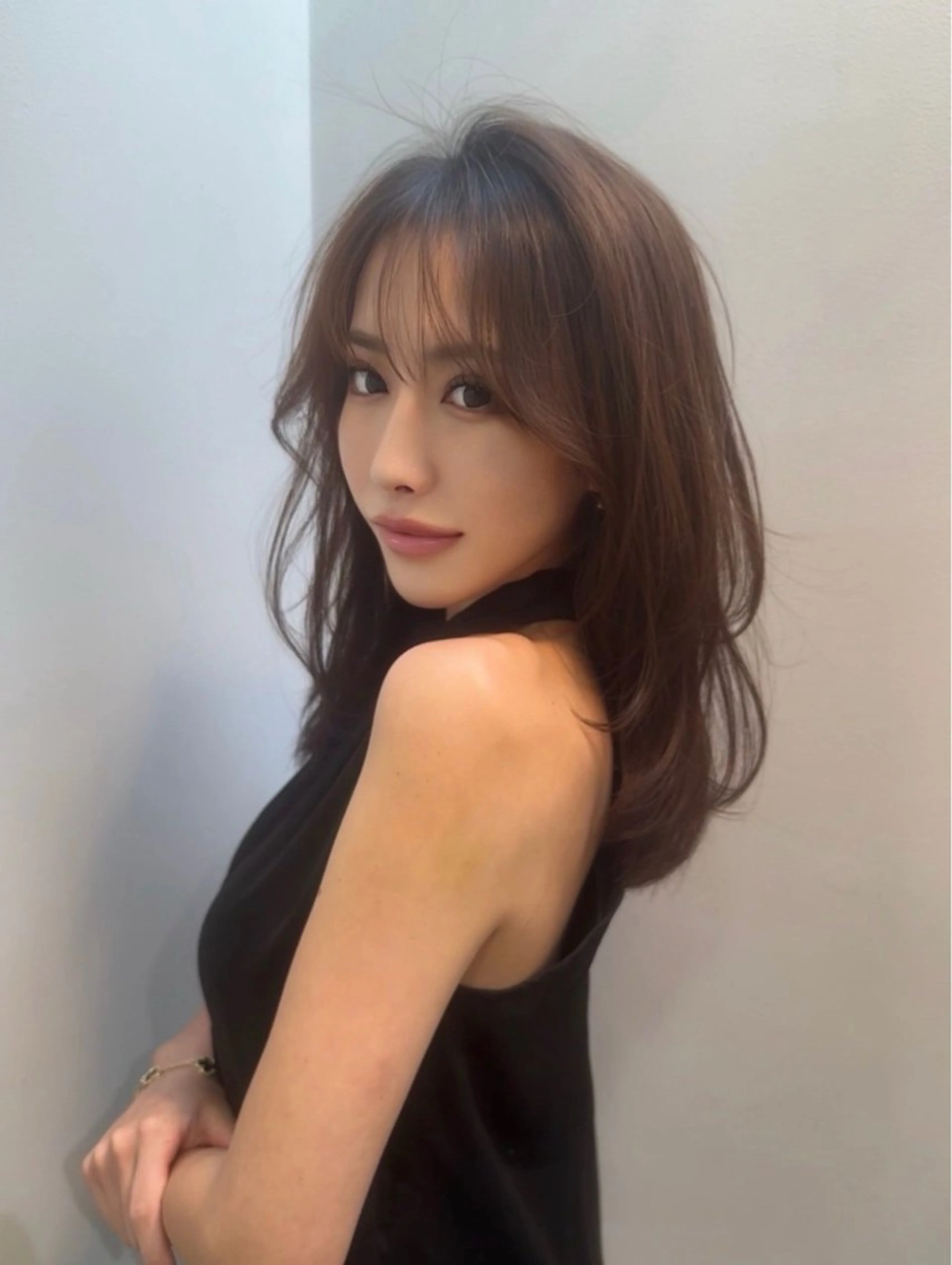 セミロング ヘアカラー トリートメント レイヤーカット/ 鐙大斗アブミヒロトのヘアスタイル