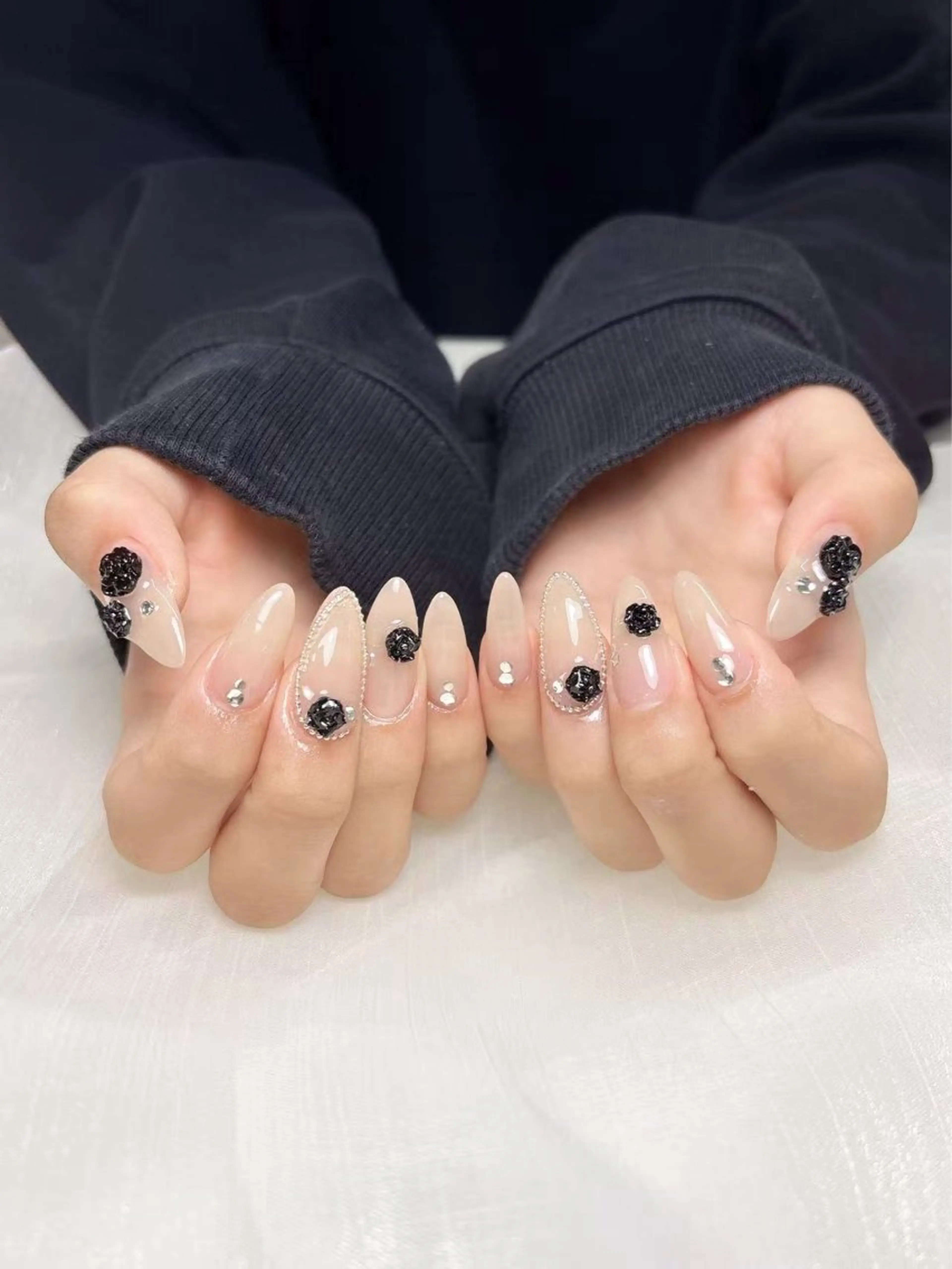 ネイル W &nail所属・Lu miのネイルデザイン