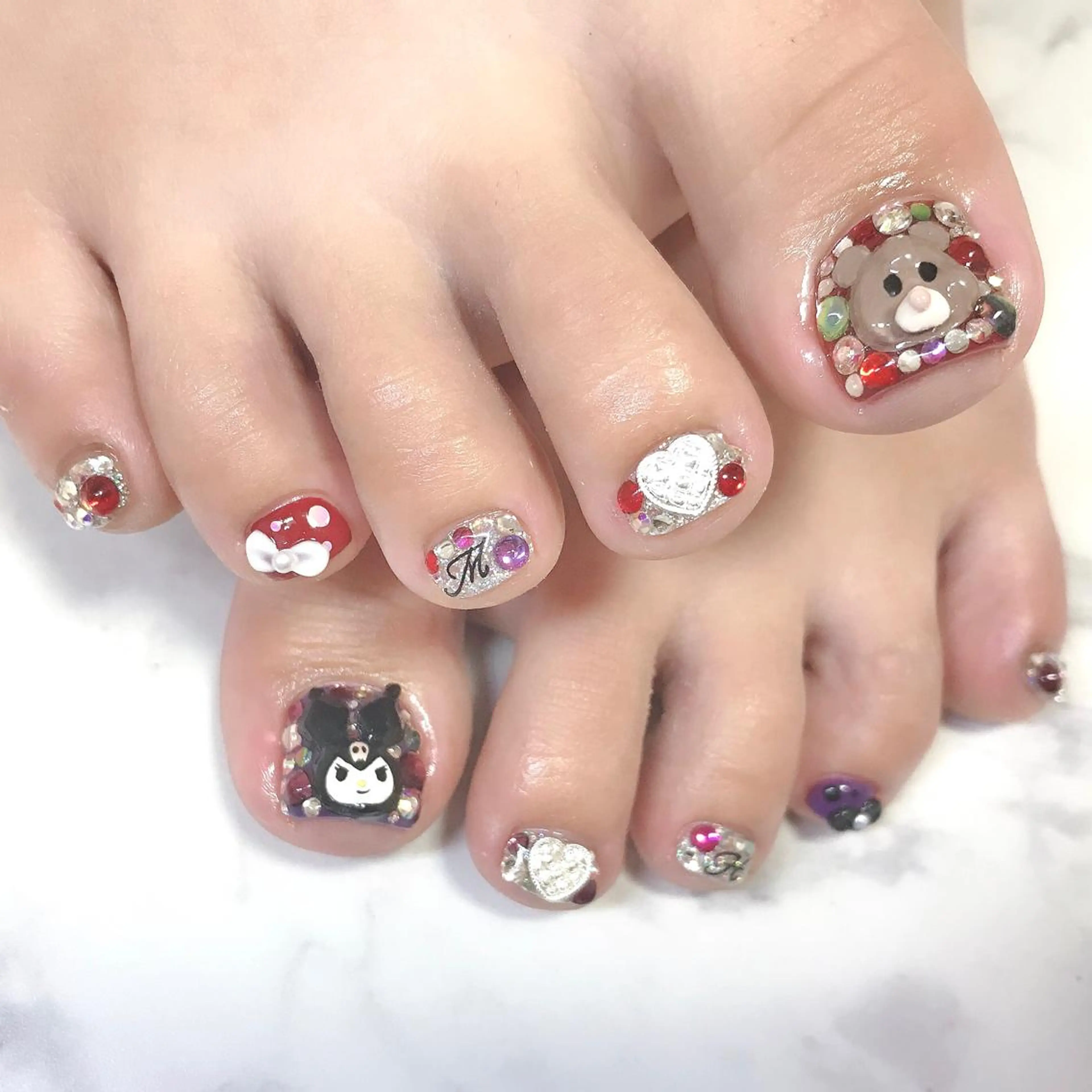 ネイル フットネイル ジェルネイル ワンカラーネイル ストーンネイル フットネイル ステラ marikominoのネイルデザイン