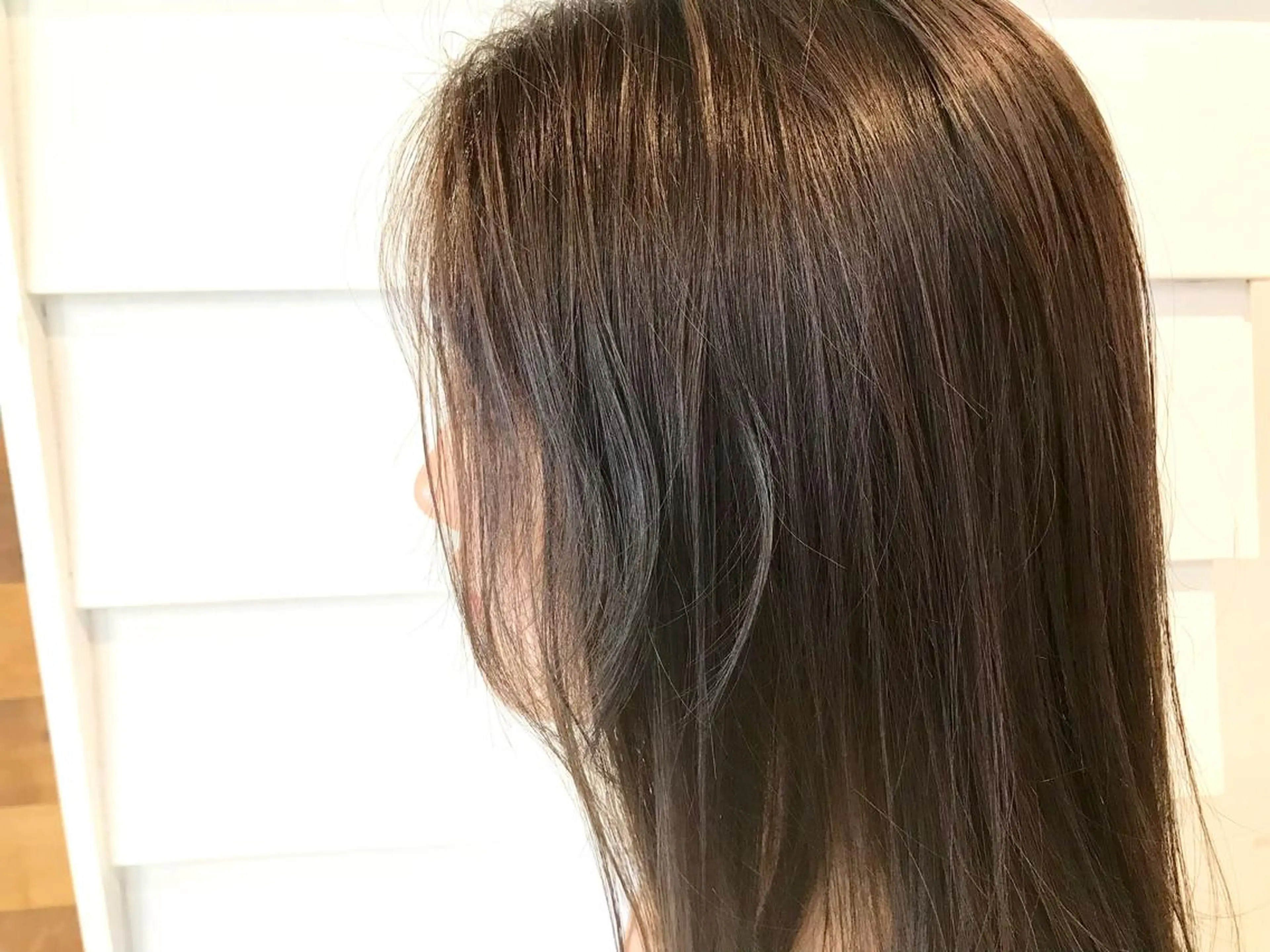 ミディアム sand&rose所属・逗子、パーマスタイル ナオイカイラのヘアスタイル