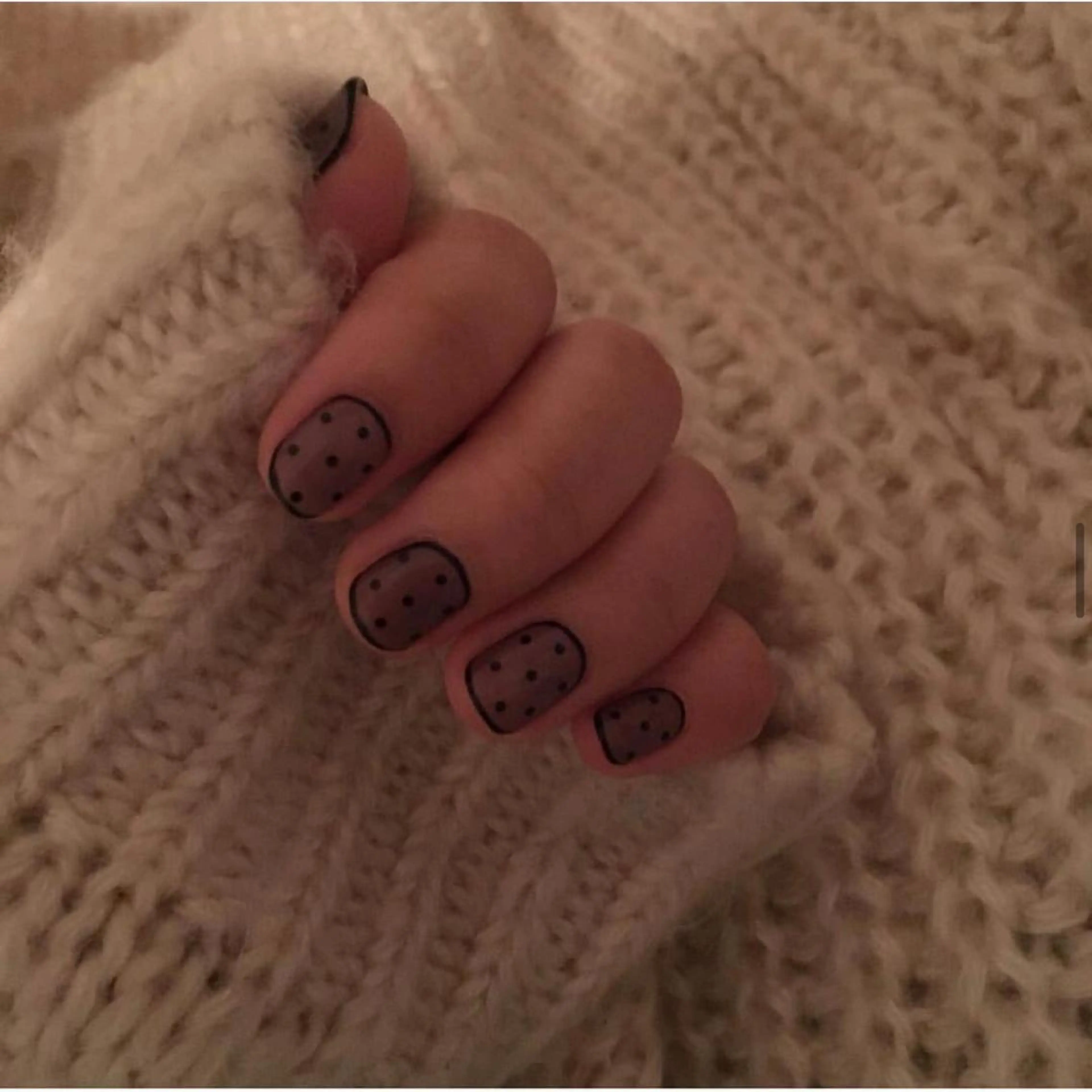 ネイル ドット ハンドネイル フットネイル ハンドケア Nes.Nail所属・Miyagi Asamiのネイルデザイン