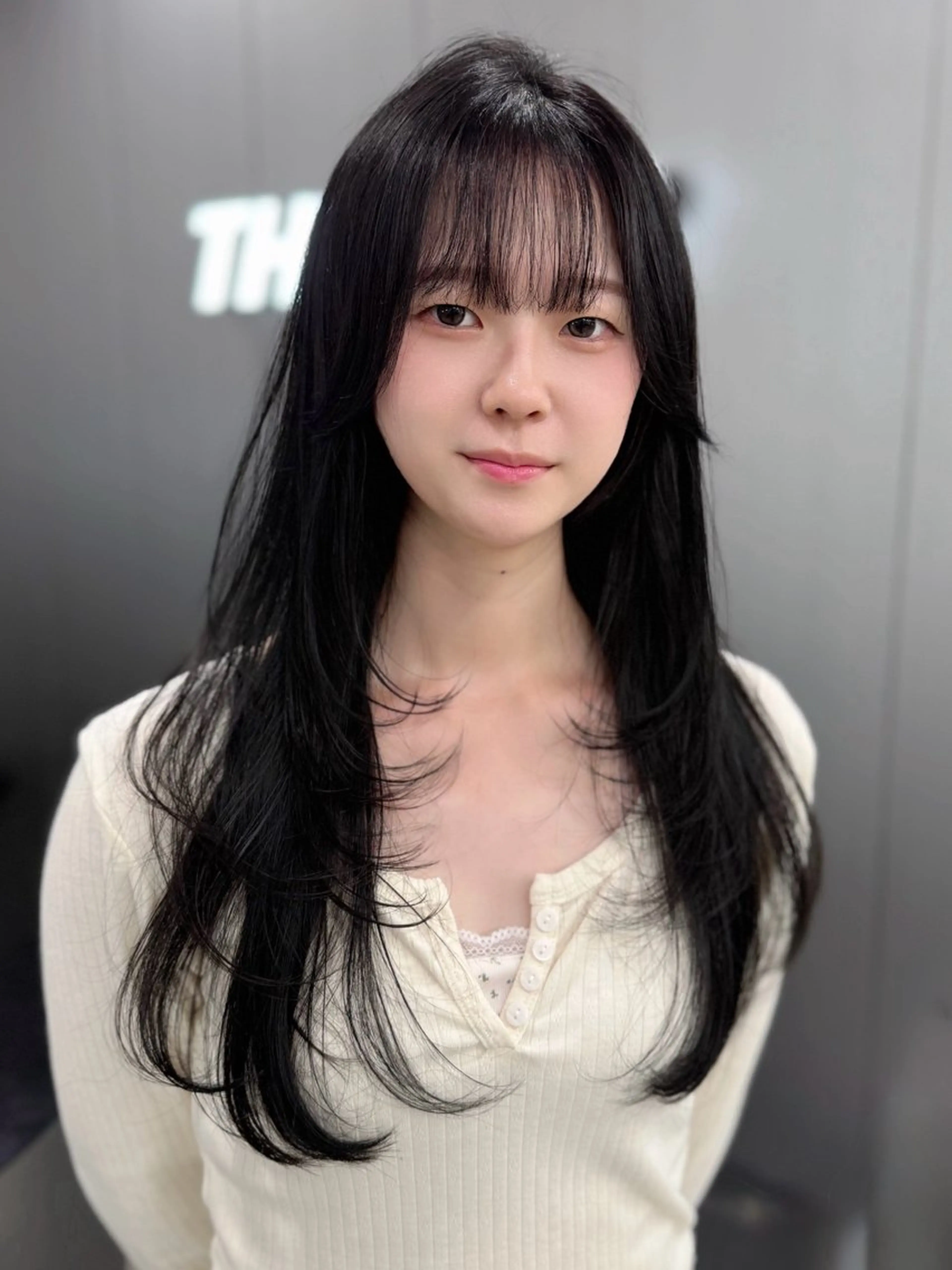 ロング ロングレイヤー レイヤーカット ロング カット ヘアカラー トリートメント ヘアセット ブルーブラック レイヤー/TERUのヘアスタイル