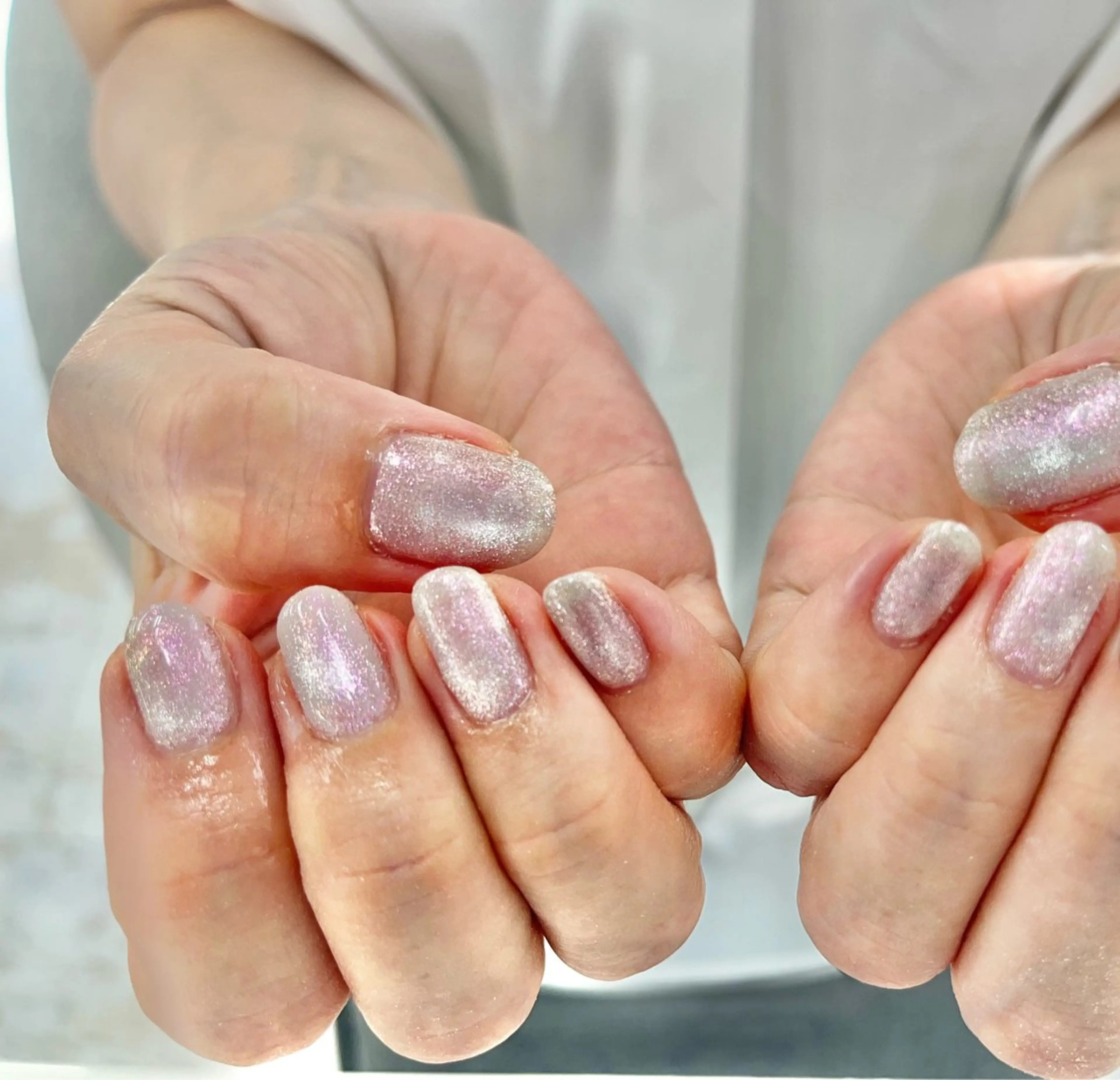 ネイル マグネットネイル ピンク ホワイト ハンドネイル Bianca赤羽 信末のネイルデザイン