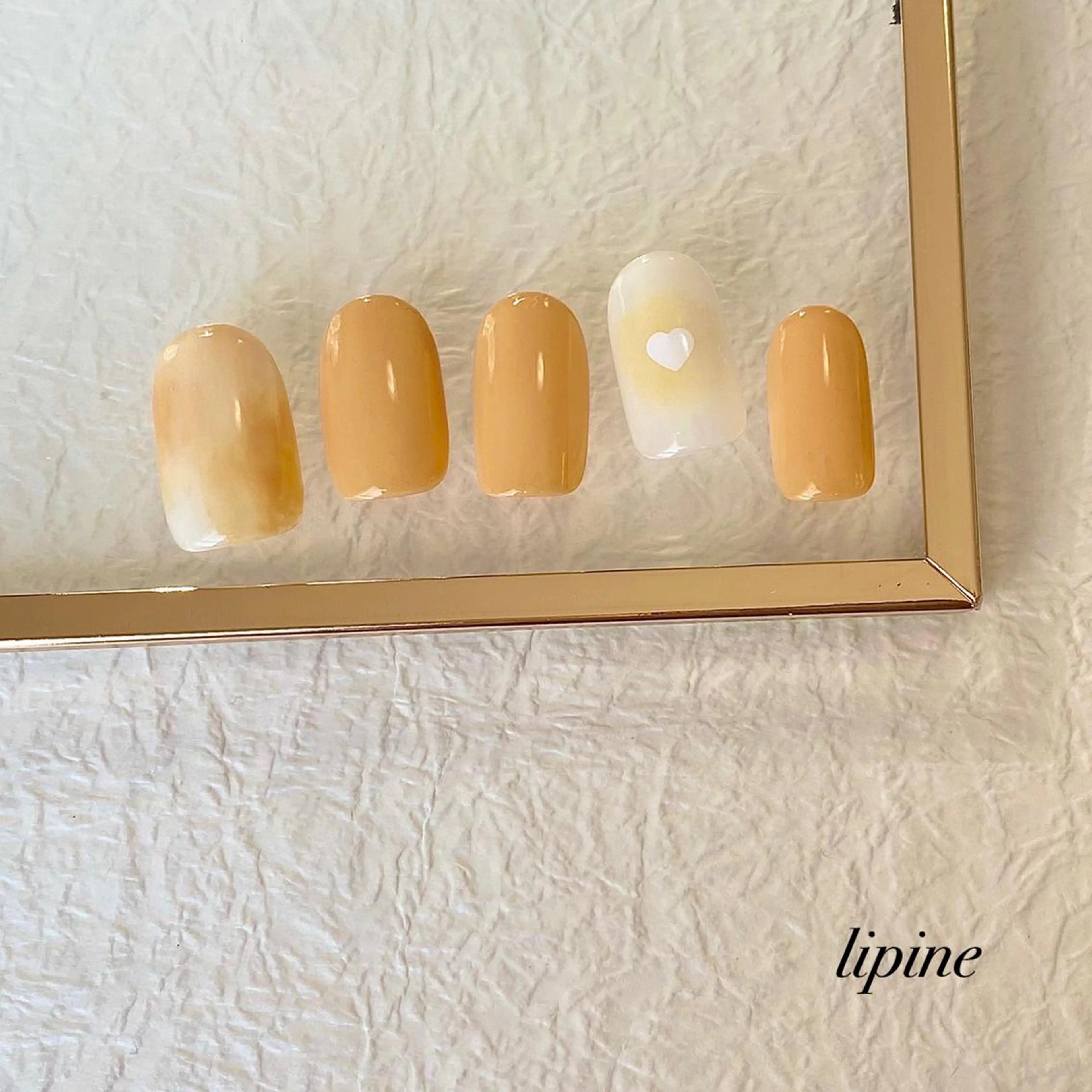 ネイル チークネイル ネイルサロン lipineのネイルデザイン