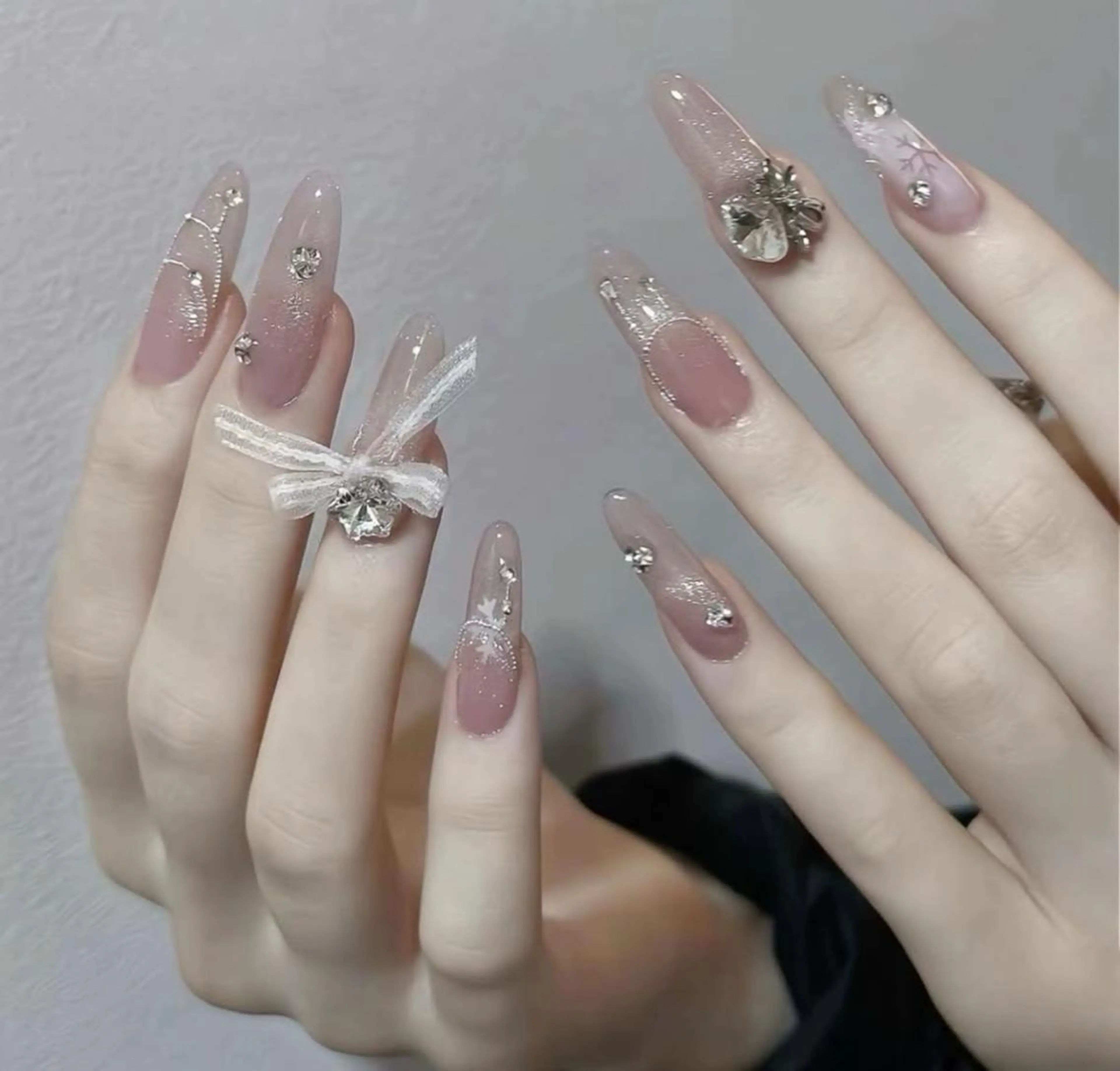ネイル 長さ出し フレンチネイル グラデーション 卒業式 マグネットネイル ハンドネイル MIHANA YUKIのネイルデザイン