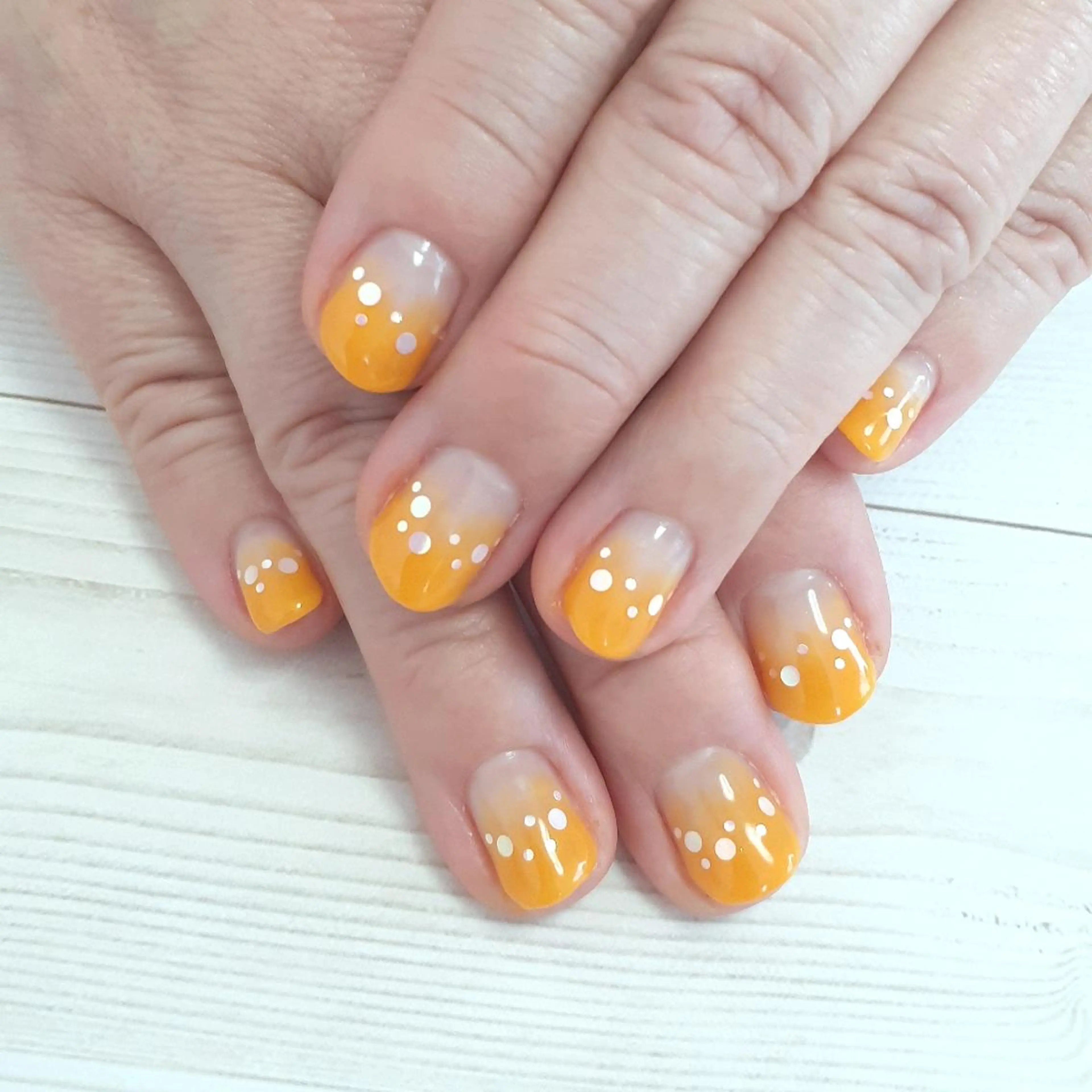 ネイル グラデーション ラメ(グリッター) オレンジ ハンドネイル 池元 真由美のネイルデザイン