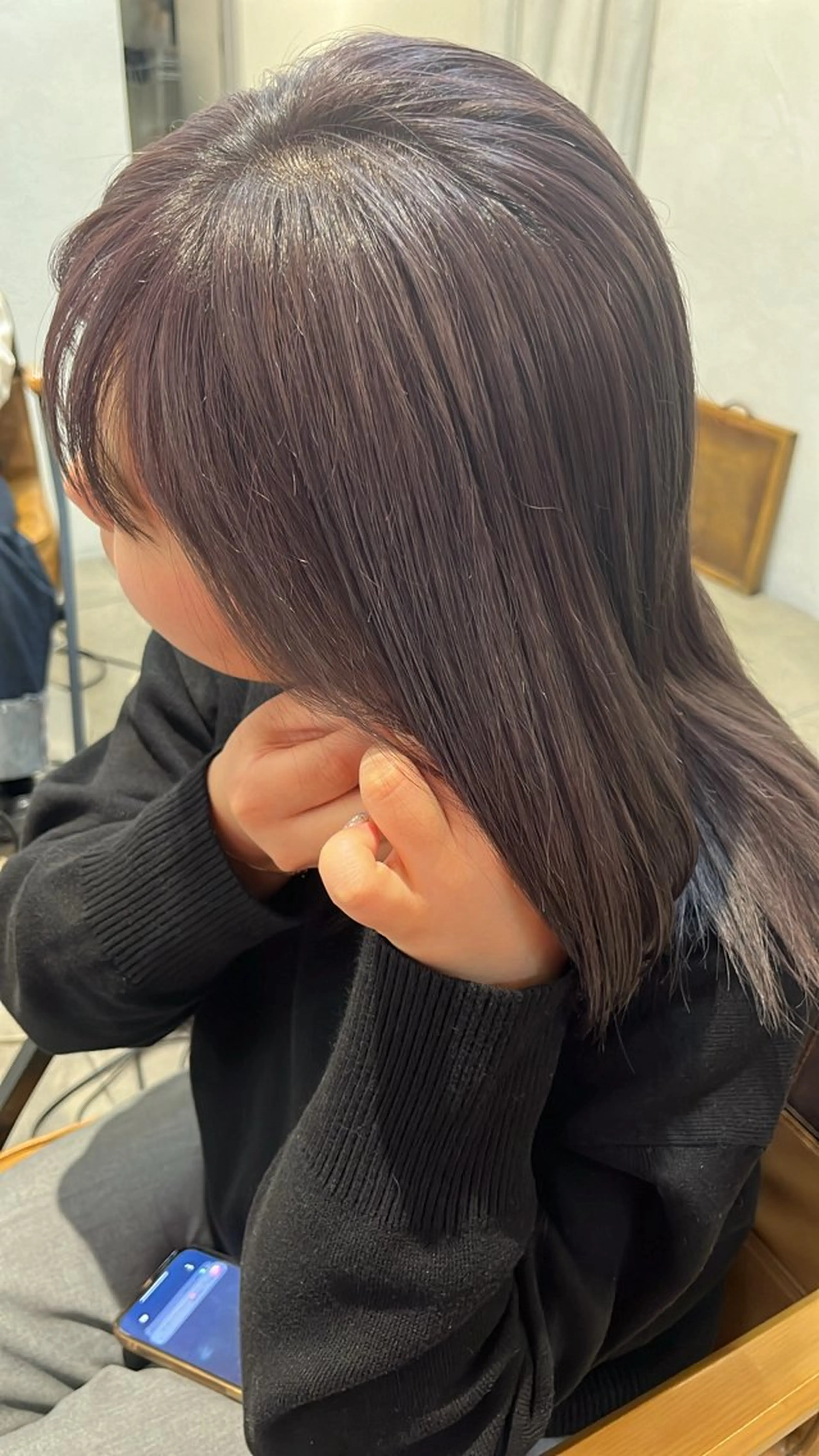 セミロング カラー ベージュカラー ブリーチ ダブルカラー ラベンダーカラー ラベンダーベージュ スッと馴染むhair /ヨシダトモキのヘアスタイル