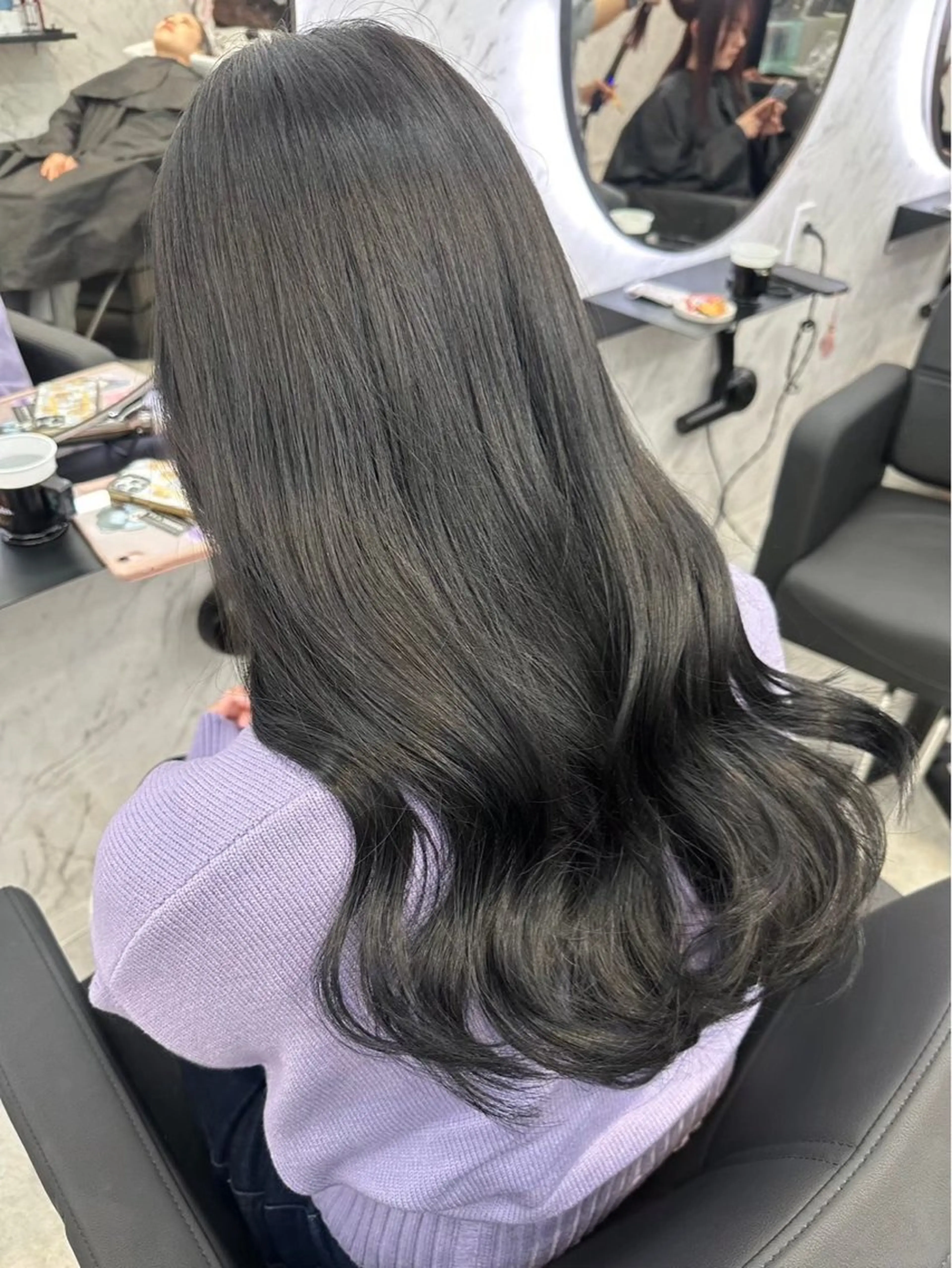 ロング カラー グレージュ オリーブグレージュ オリーブグレー ヘアカラー トリートメント 艶カラー 🇰🇷💎MIUのヘアスタイル